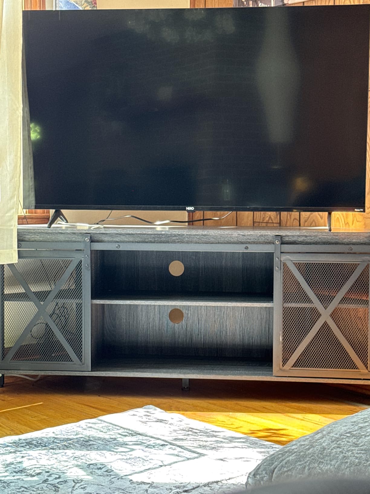 HOMISSUE Corner TV Stand for 55 Inch TV, Rustic Corner Entertainment Center with Storage, Industrial Media Console Table with Sliding Barn Door, Entertainment Center for Living Room, Brown customer photo 2