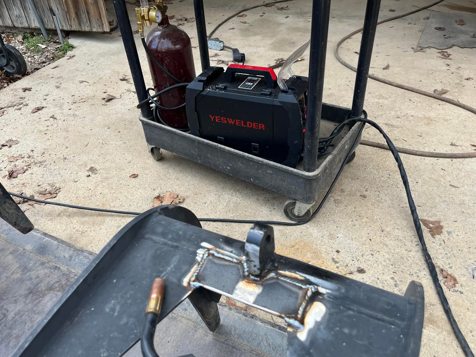 YESWELDER 160A MIG Welder, 110V/220V MIG/Flux Core/Lift TIG/Stick customer photo 2