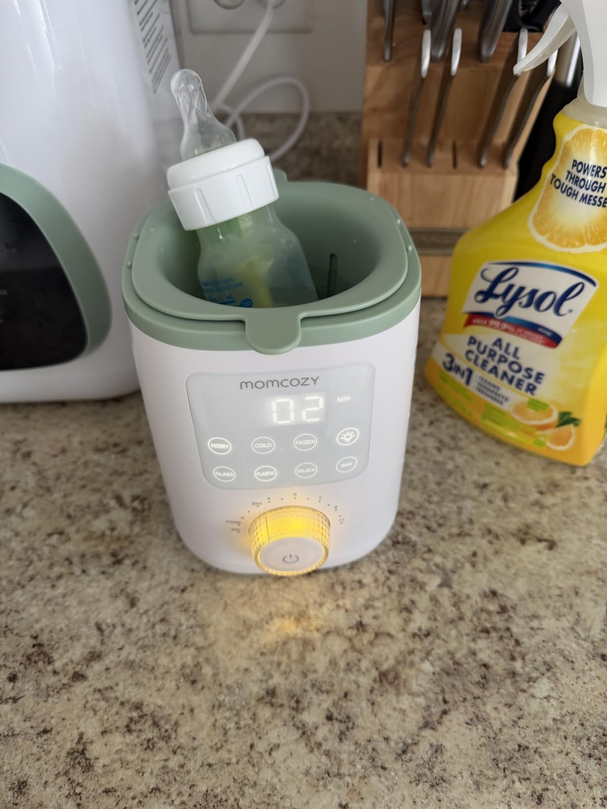 Momcozy Baby Bottle Warmer for Breast Milk, Fullest Nutrients Preserved | Fast & Even Heat, Night Light for Nighttime Breastfeeding, One-Touch Easy Use, Newborn Essentials Supplies Gift for Mom customer photo 1