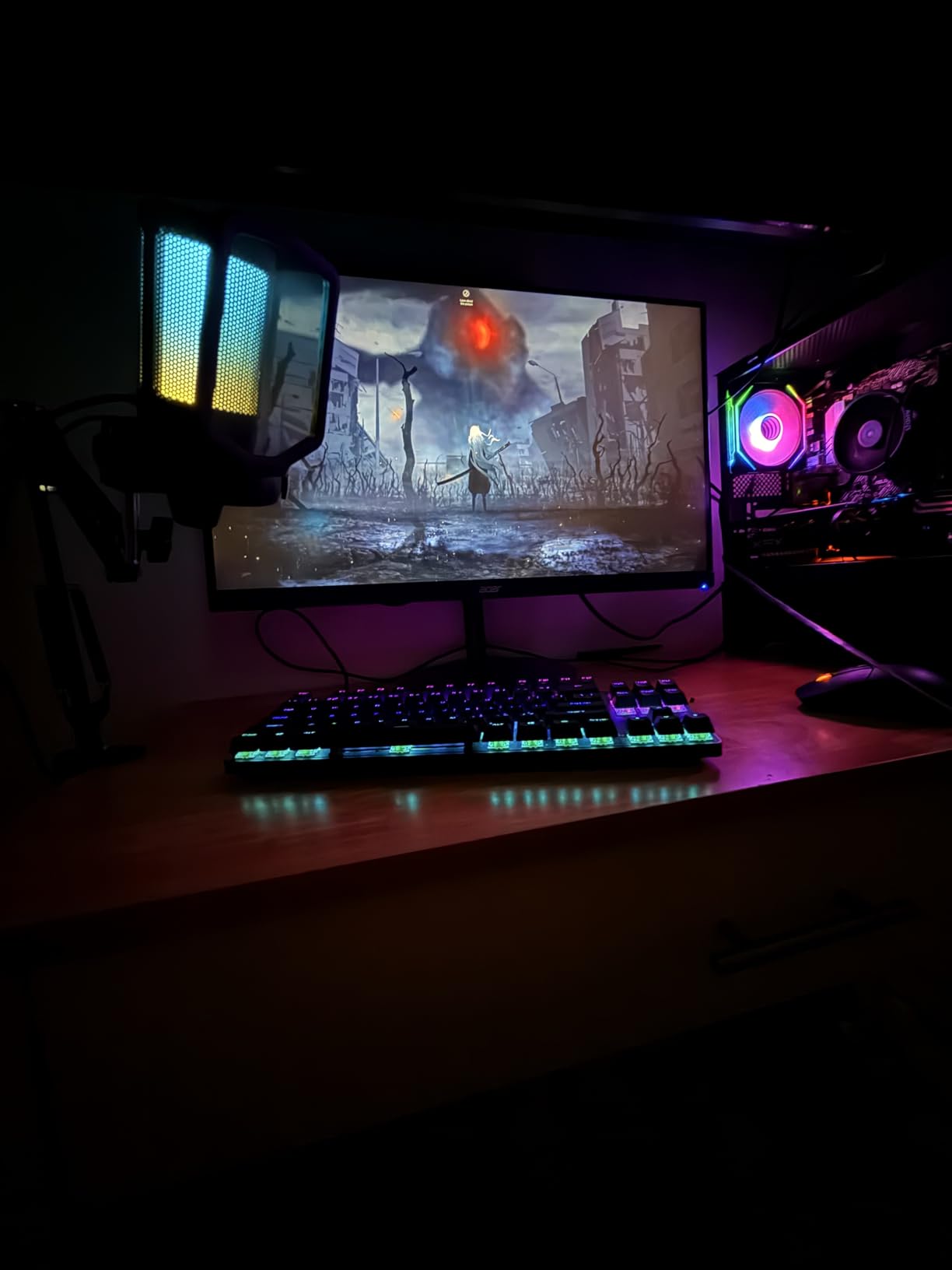 Acer Nitro 27in QHD 2560x1440 IPS 240Hz Gaming XV272U W2bmiiprx | 0.5ms, AMD FreeSync Premium, sRGB 99%, VESA HDR400 customer photo 1