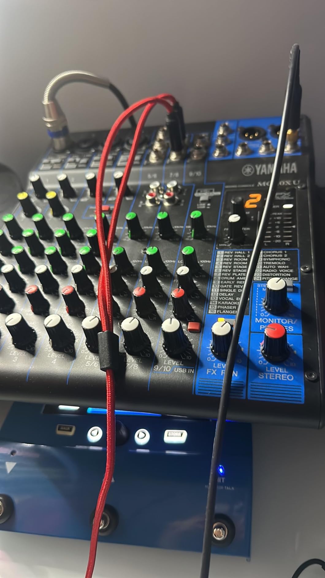Yamaha MG10XU 10-Channel Analog Mixer with USB and Digital Effects customer photo 1