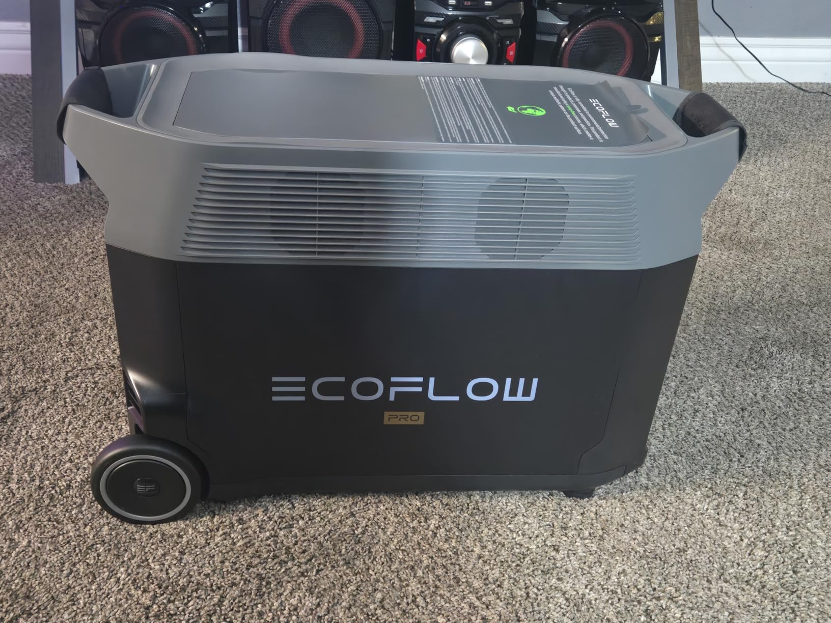 EF ECOFLOW Portable Power Station 3600Wh DELTA Pro, 120V 3600W AC Output customer photo 2