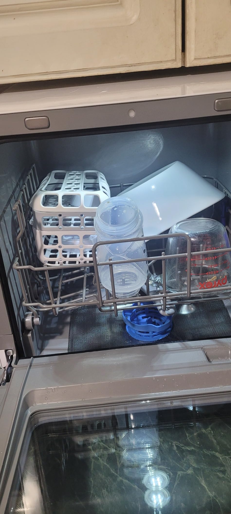 COMFEE Countertop Dishwasher, 5 Programs Portable Dishwasher with 5L Built-in Water Tank, No Hookup Needed, Touch Control, for Apartments, Dorms, RVs and Camping customer photo 1