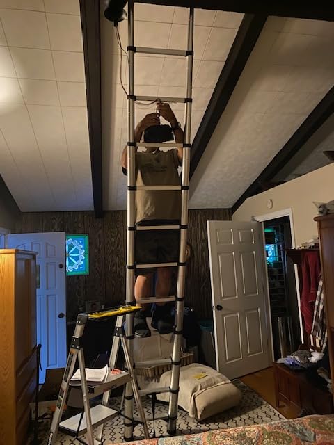 BOCOM 14.5 FT Aluminum Telescoping Ladder, Lightweight Multi-Purpose Collapsible Extension with 2 Triangle Stabilizers, Heavy Duty 330 lbs Max Capacity, Ideal for Home, RV, and Outdoor Work Black customer photo 1