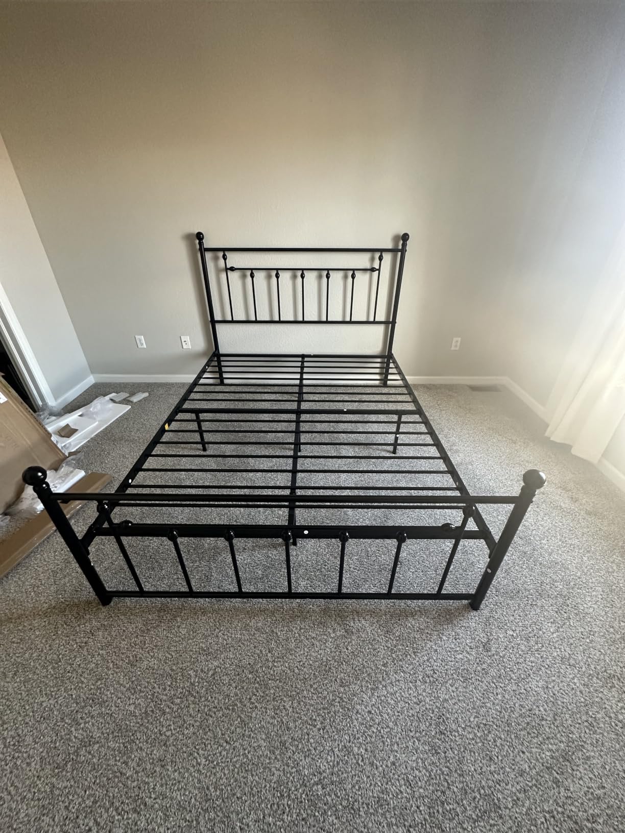 Allewie 14 Inch Queen Size Metal Platform Bed Frame with Victorian Vintage Headboard and Footboard/Mattress Foundation/Under Bed Storage/No Box Spring Needed/Easy Assembly/Noise Free/Black customer photo 1