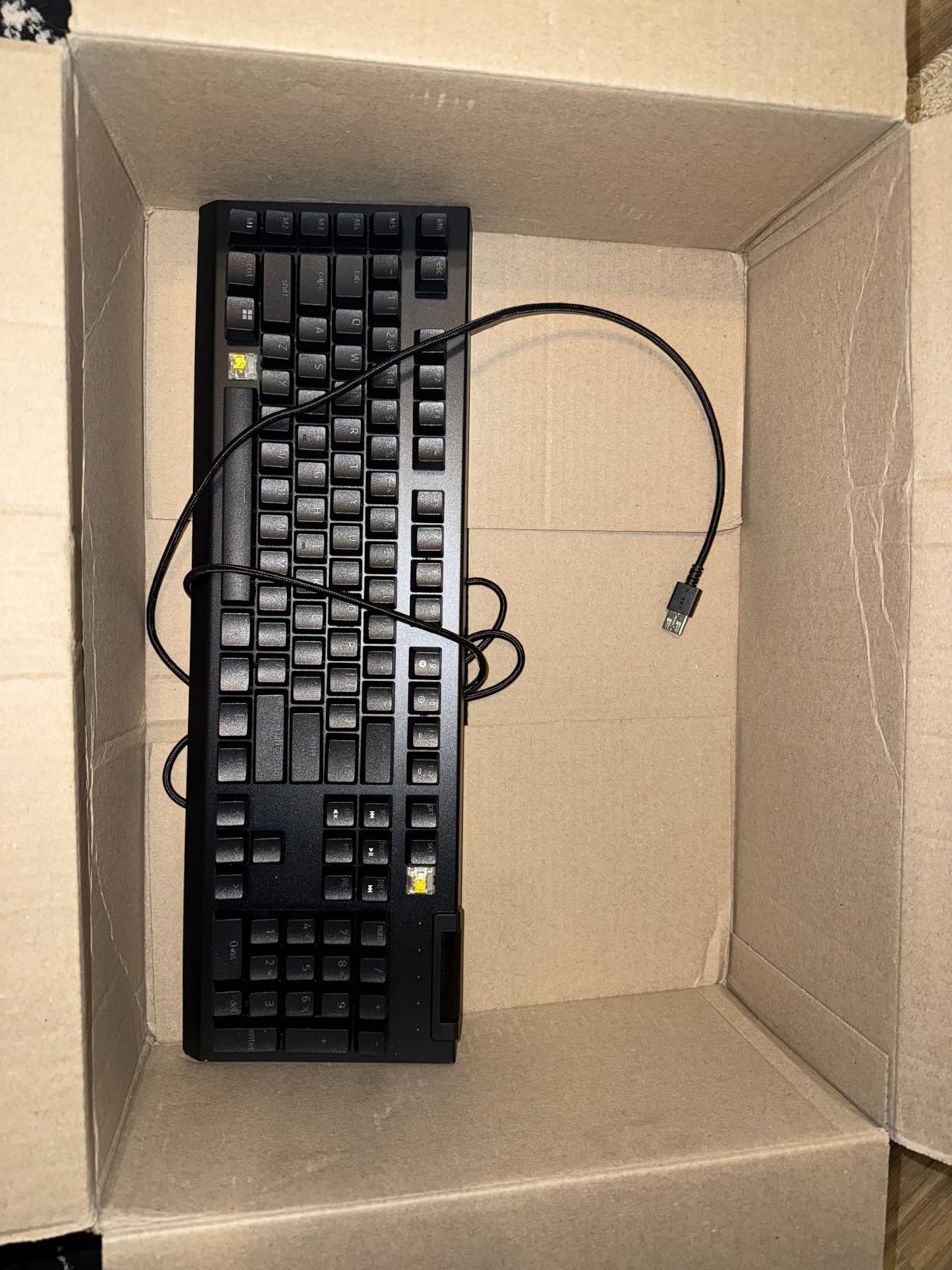 Razer BlackWidow V4 X Mechanical Gaming Keyboard, Yellow Switches, Black customer photo 1