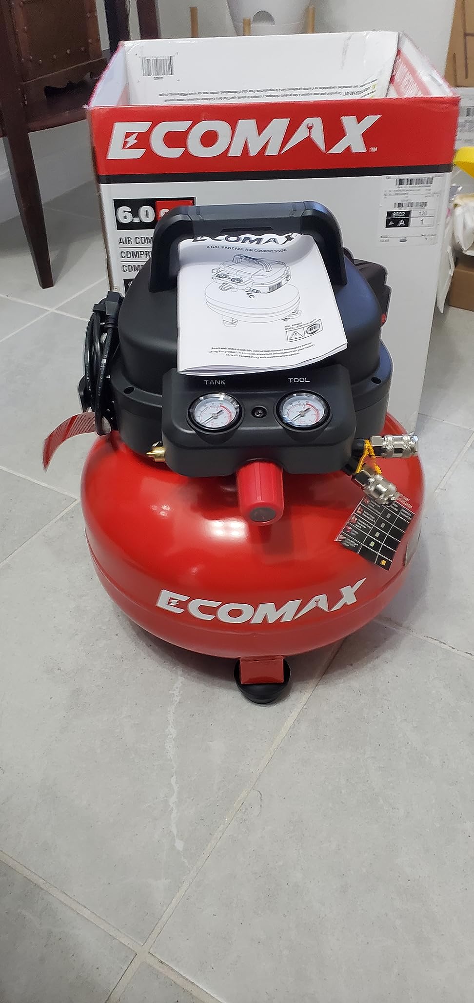 ECOMAX Pancake Air Compressor MAX 150 PSI, 2.6 CFM @90 PSI, Oil-Free, 3.6 CFM @40 PSI, Dual Quick Couplers, 1.5HP Portable Compressor for Car, Home and Jobsite customer photo 2