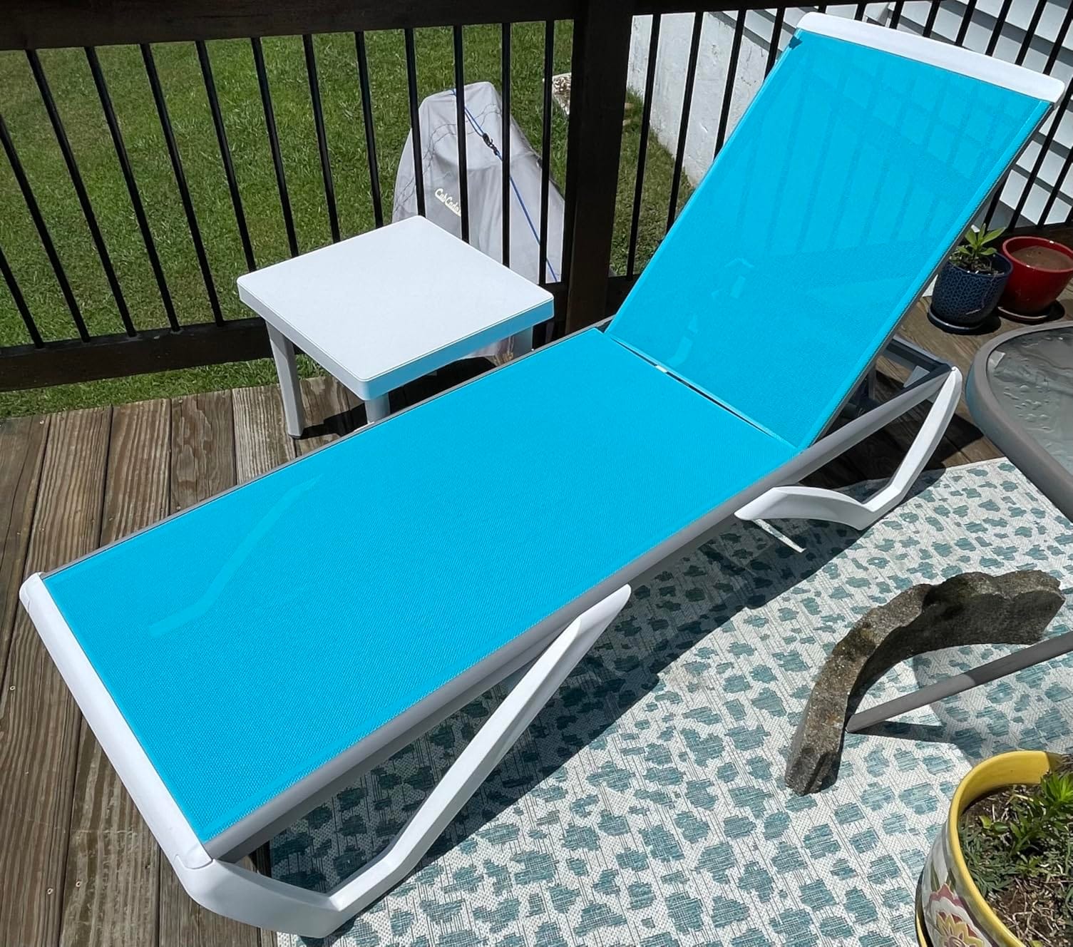 Kozyard 3-Piece Outdoor Chaise Lounge Chair Set, Fully Flat Adjustable Patio Lounger with Aluminum Frame & Resin Legs, Textilene Fabric for Poolside, Backyard & Beach (Aqua, 2 Chairs + Table) customer photo 1