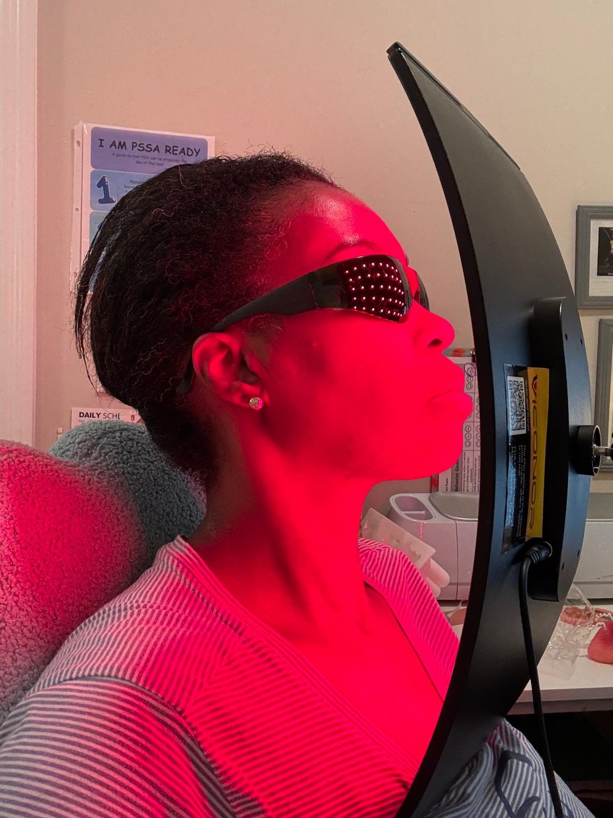 Red Light Therapy for Face and Body, Red Infrared Light Therapy Lamp with Stand Led 660nm Red Light-Therapy & 850nm Infrared Light Device for Body customer photo 1