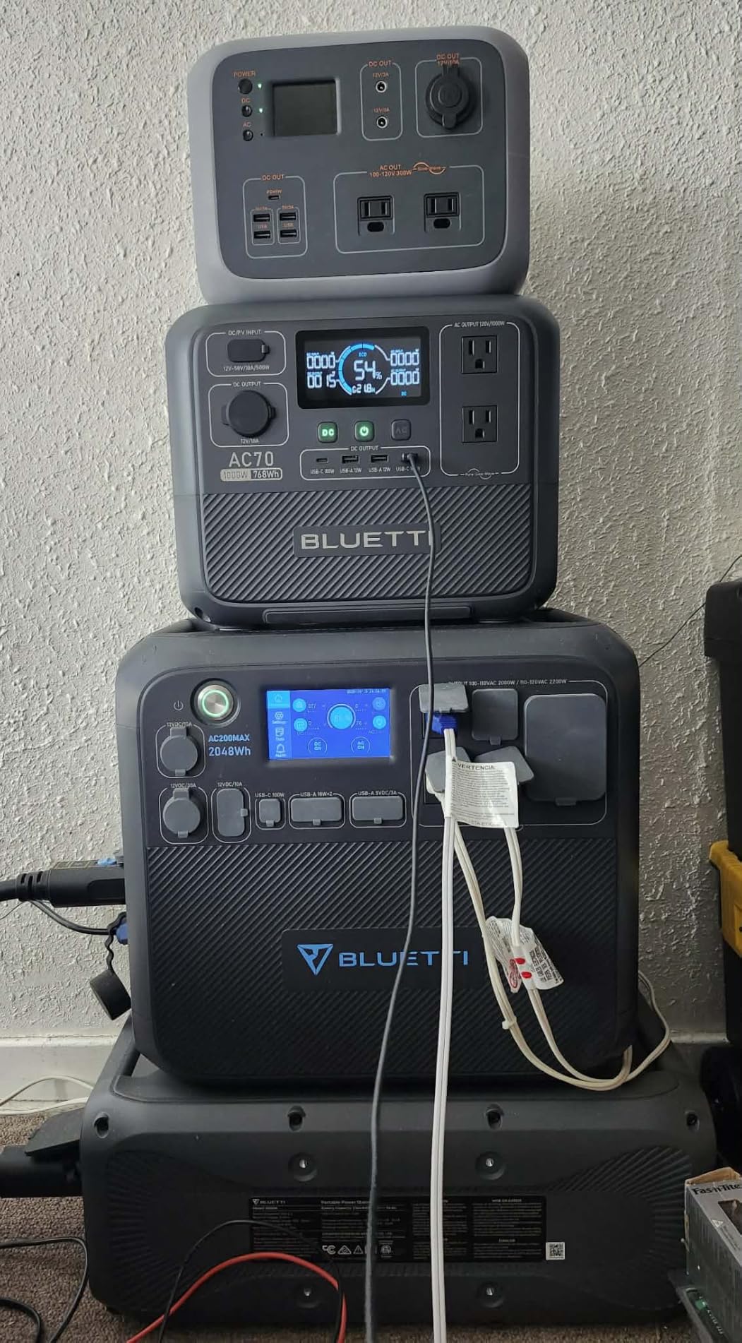 BLUETTI AC70 Portable Power Station, 768Wh Solar Generator w/ 2 1000W AC Outlets (Power Lifting 2000W), 100W Type-C, LiFePO4 Battery Backup For Road Trip, Off-Grid, Power Outage (Solar Panel Optional) customer photo 2