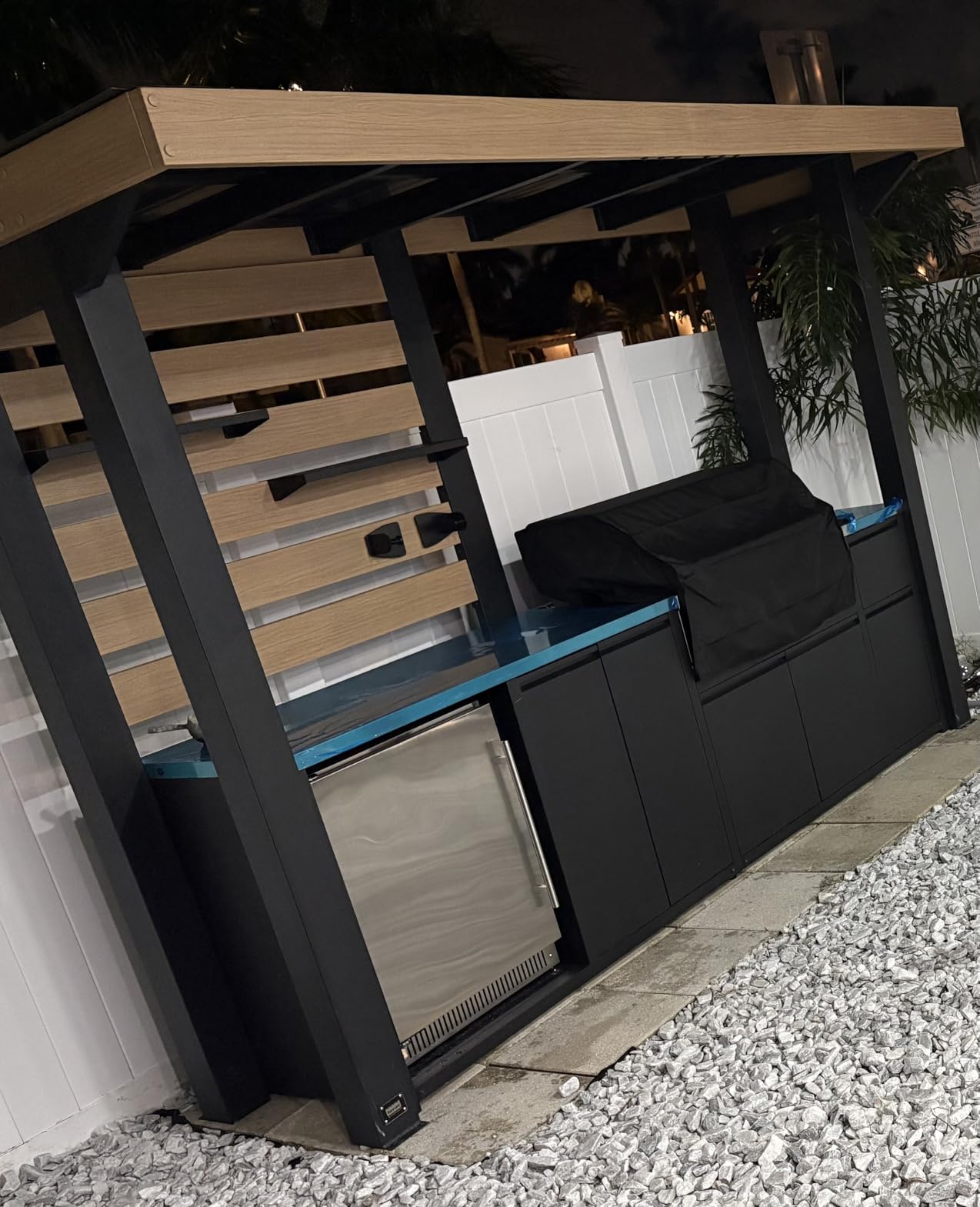 Backyard Discovery Fusion Flame Galvanized Steel Covered Outdoor Kitchen with 5-Burner Stainless Grill, Refrigerator, Countertop, Storage, and Roof customer photo 2