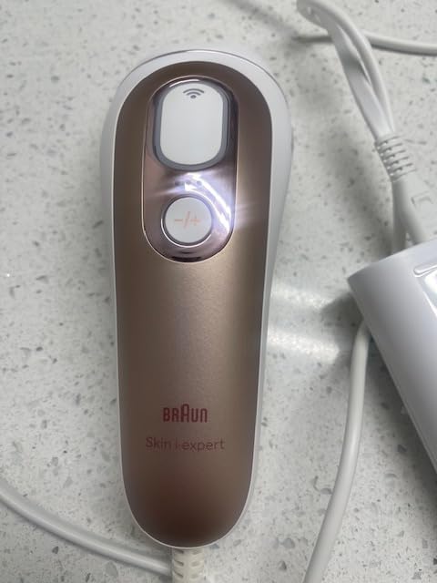 Braun Skin i-Expert Smart IPL PL7219 at Home Laser Hair Removal for Women and Men with App, Premium Pouch, Venus Razor, 2 Smart Heads, Facial Trimmer customer photo 2