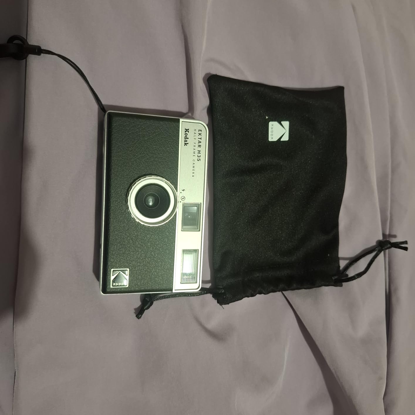 Kodak EKTAR H35 Half Frame 35mm Camera, Reusable, Focus-Free, Lightweight, Easy to Use (AAA Battery Not Included) (Black, Bundle with 24-Exposure Film) customer photo 2