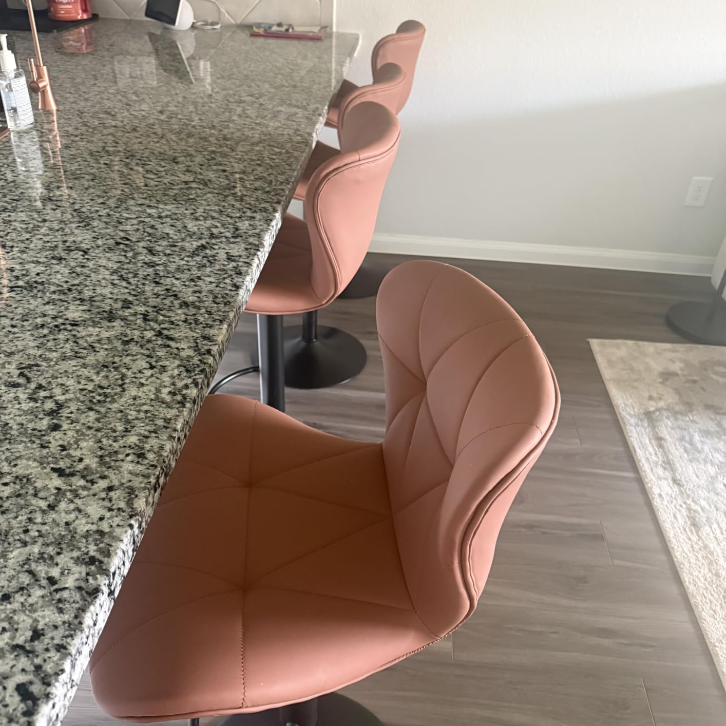 Nalupatio Modern Bar Stools Set of 2, Adjustable Faux Leather Upholstered Swivel Bar Stools, Counter Height Bar Chairs with Back for Kitchen Island, Black customer photo 2