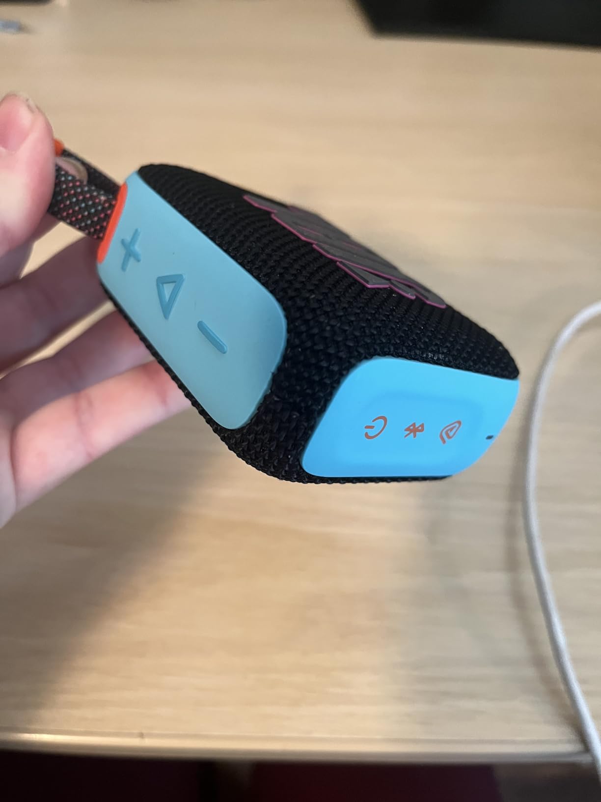 JBL Go 4 - Ultra-Portable, Waterproof and Dustproof Bluetooth Speaker, Big JBL Pro Sound with Punchy bass, 7-Hour Built-in Battery, Made in Part with Recycled Materials (Blue) customer photo 1