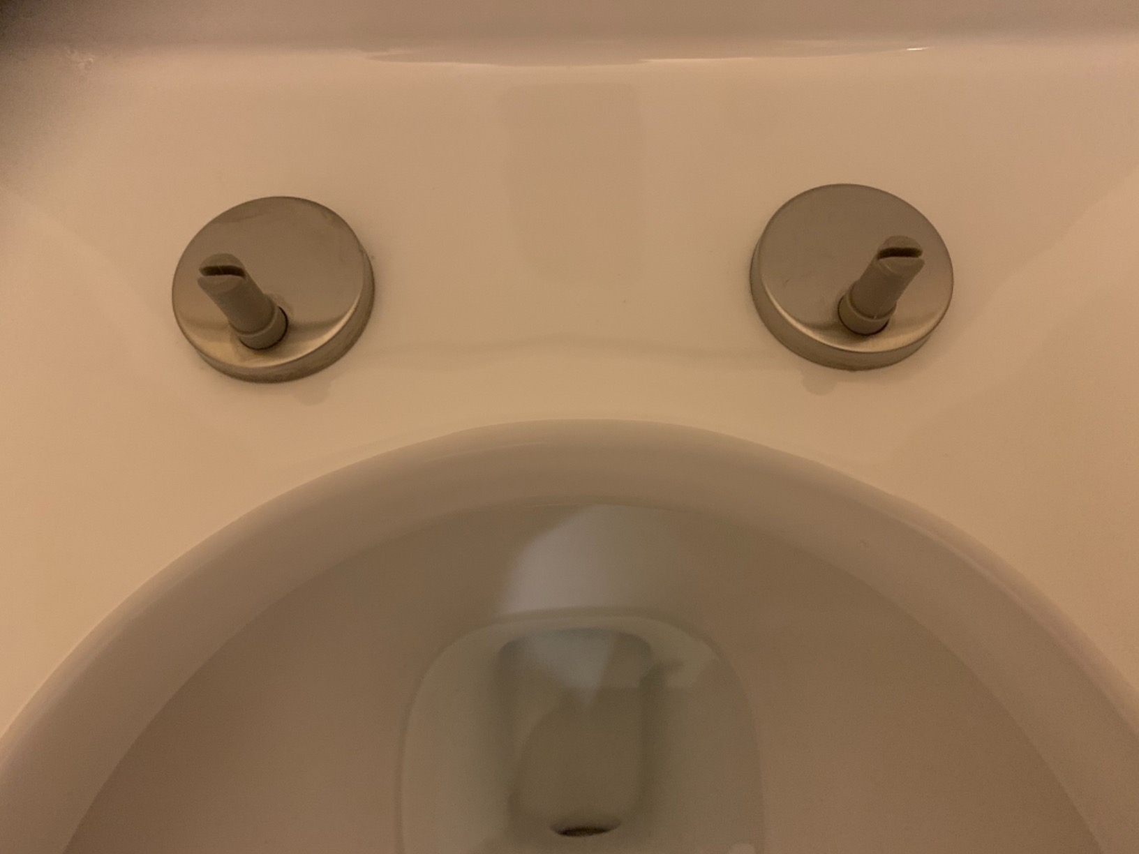 WOODBRIDGEE One Piece Toilet with Soft Closing Seat, Chair Height, 1.28 GPF Dual, Water Sensed, 1000 Gram MaP Flushing Score Toilet with Chrome Button, White,B0940-F-C customer photo 2