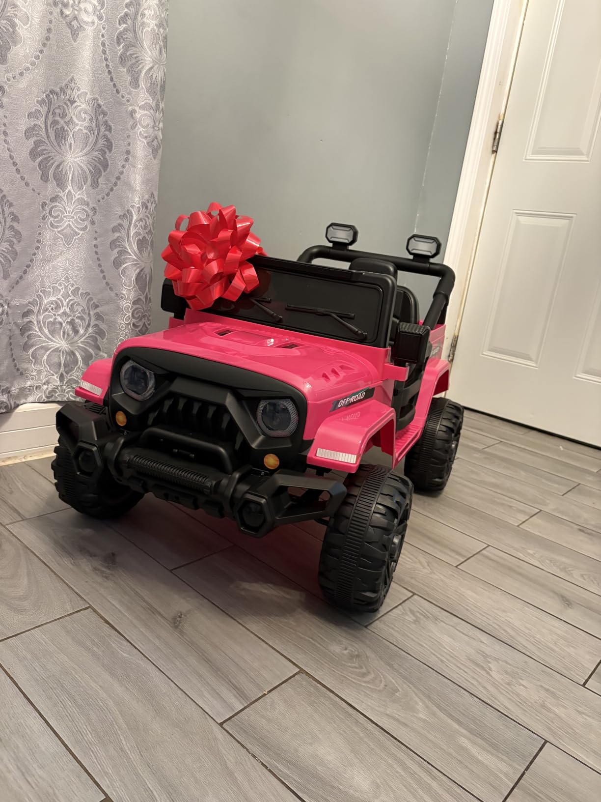 12V Kids Electric Ride on Truck Car Remote Control, Twin 35W Motors 3.5MPH Max Speed, Bluetooth Music Player, 4 Wheels Suspension LED Lights Safety Belt, Gift for Boys & Girls-Black customer photo 1