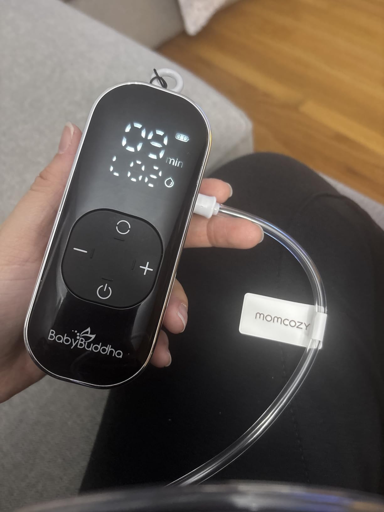 Momcozy V1 Pro Wearable Breast Pump, Hospital-Grade Pocket Primary Pump, Hands-Free Portable Pump with Lightweight Visible Cups for Real Milk Removal customer photo 1