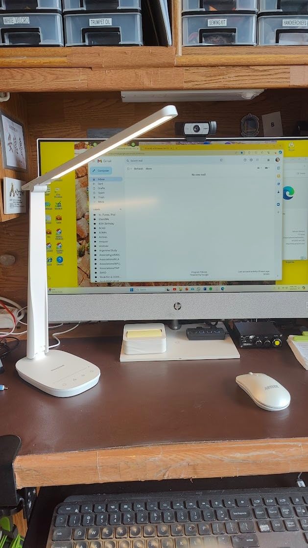 Honeywell HWT-H2 LED Desk Lamp, Eye-Caring Full Spectrum, USB Charging | CRI94 Full Spectrum Eye-Caring Light, Low Blue Light, 4 Color Modes, USB-A & USB-C Charging, Foldable Touch Control customer photo 2