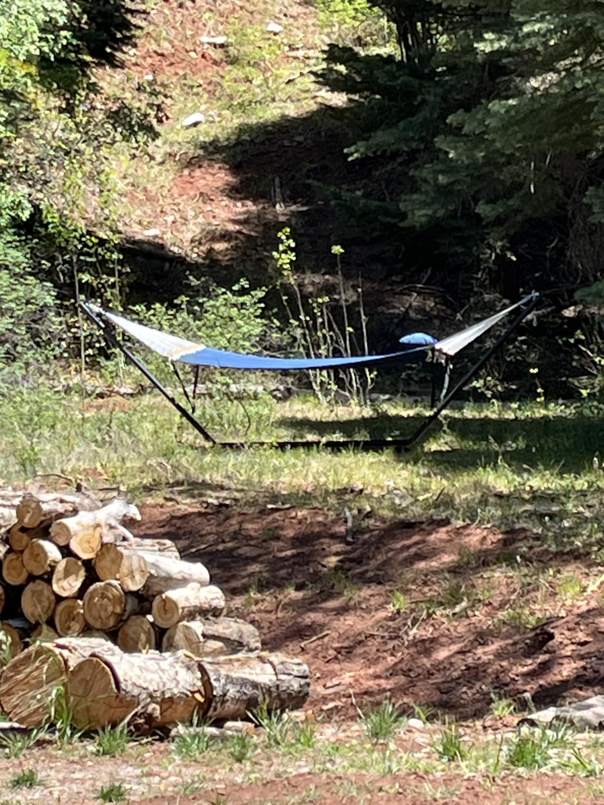 SUPERJARE Hammock with Stand, 2 Person Quilted Outdoor Hammock, Detachable Pillow & Bamboo Spreaders, Portable Hammock with Carrying Bag, Heavy duty Stand, Perfect for Outside, Patio, Dark Cyan customer photo 2