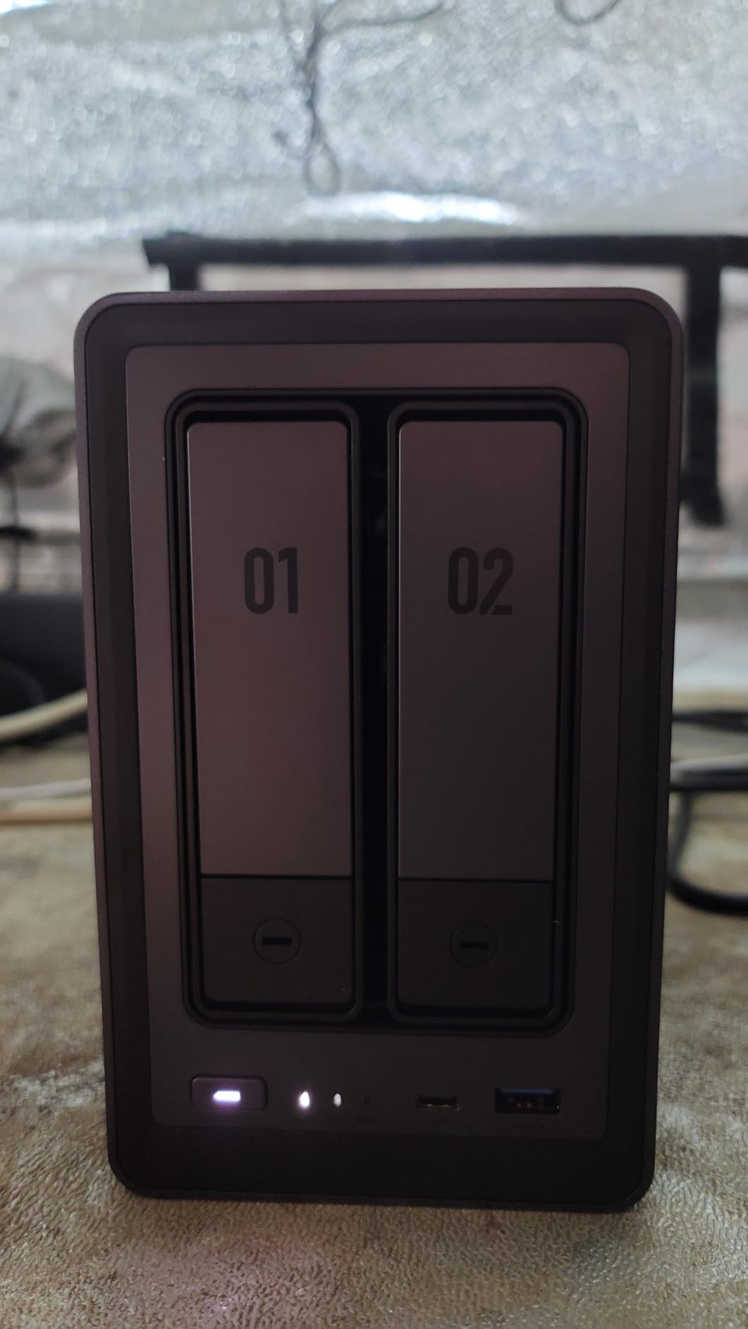 UGREEN NAS DXP2800 2-Bay, Ideal for Content Creators and Enthusiasts | Intel N100 Quad-Core CPU, 8GB DDR5 RAM, 2.5GbE, 2X M.2 NVMe Slots, 4K HDMI, Desktop NAS Network Attached Storage (Diskless) customer photo 1