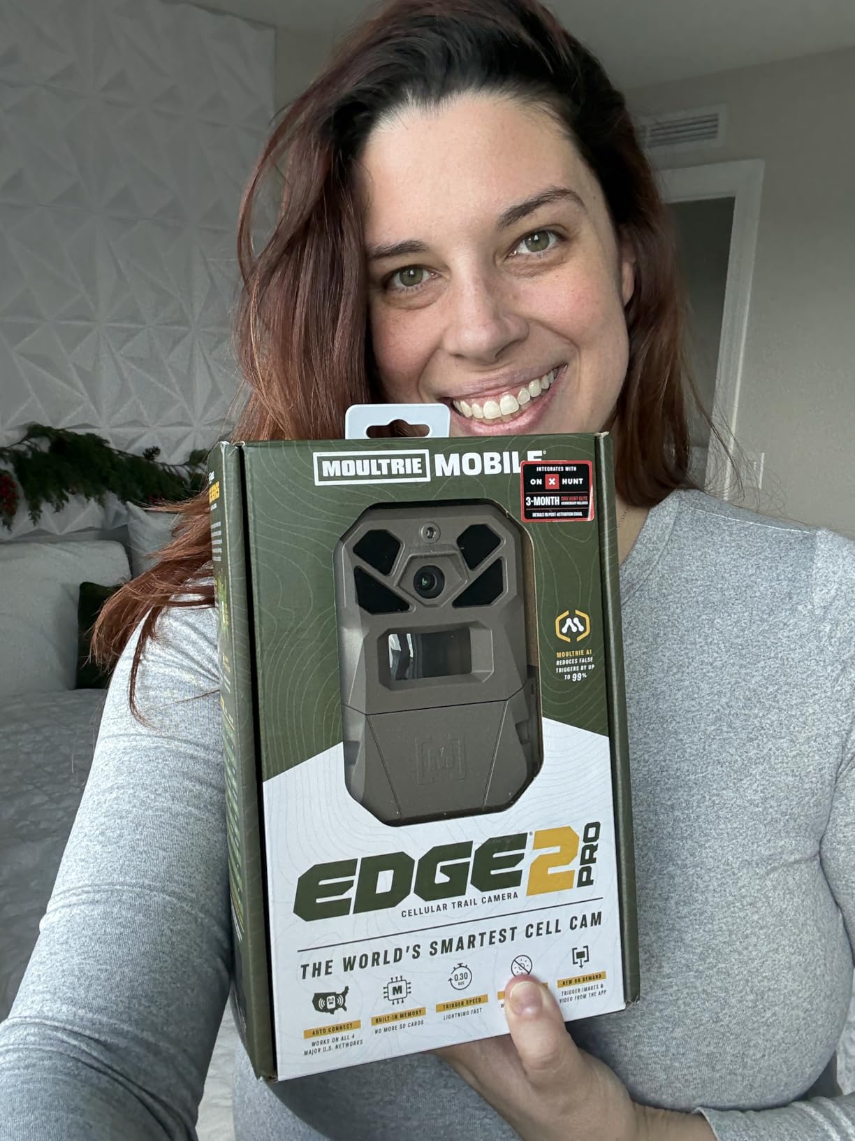 Moultrie Edge 2 Pro Cellular Trail Camera - Auto Connect Nationwide 4G LTE - On Demand 40MP Photo - 1440P Video with HD Audio - Ai False Trigger Elimination - 100 Ft Detection Range - No-Glow Flash customer photo 2