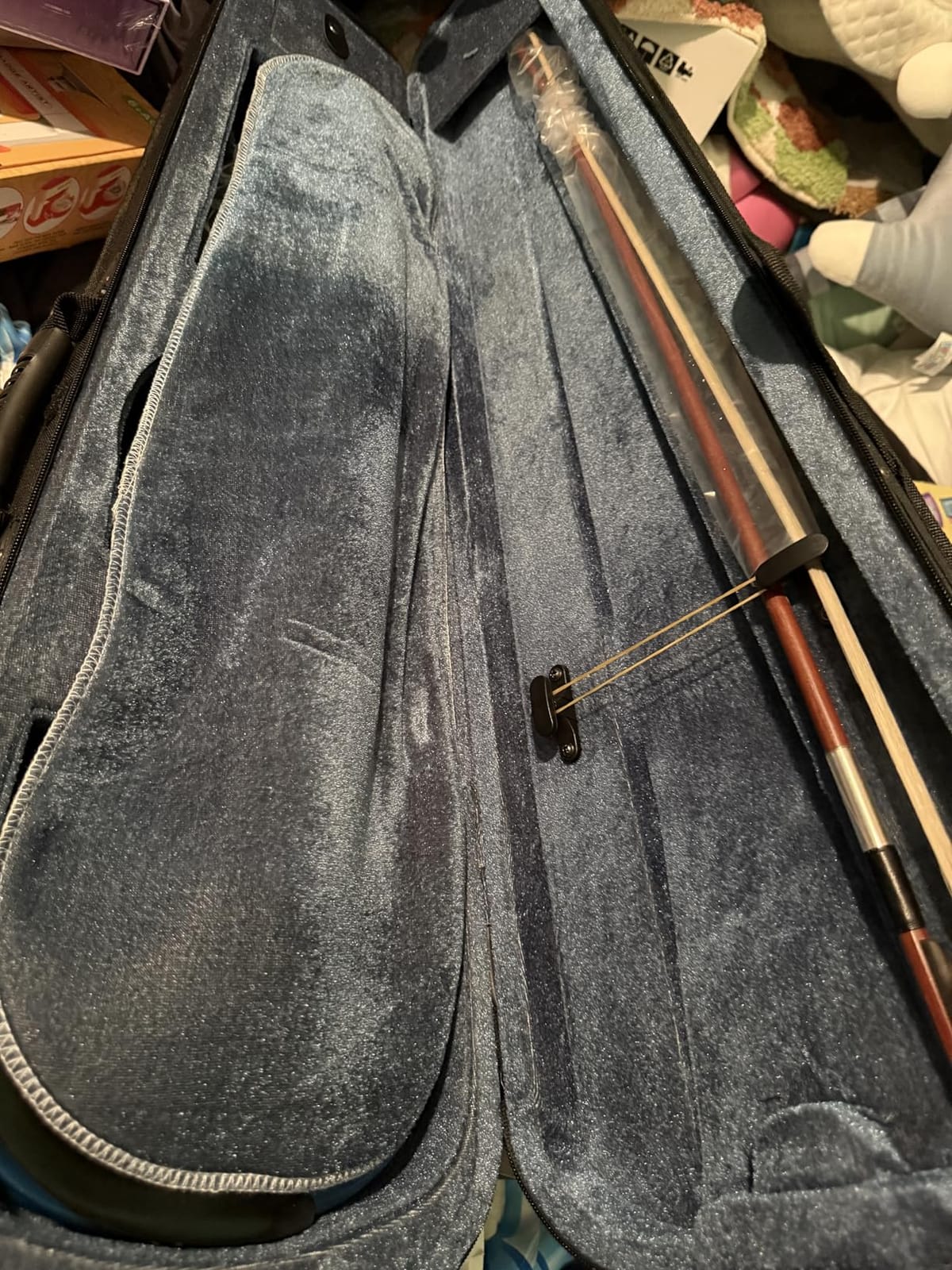 Electric Violin, 4/4 Full Size Silent Violin Fiddle with Ebony Fittings, Metallic Varnish Violin Kit for Beginners Students (Metallic Blue) customer photo 1