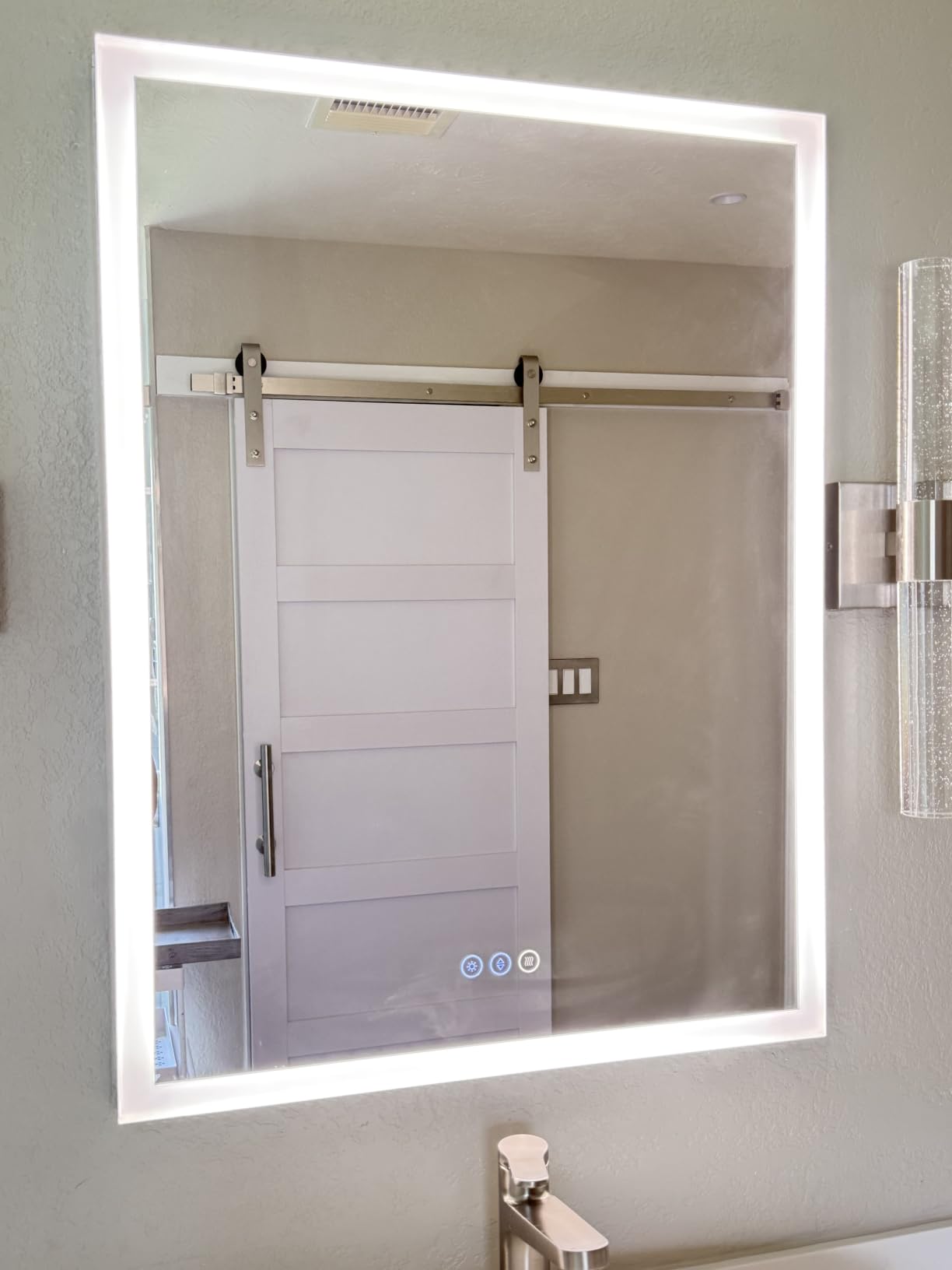 16x24 Inch Medicine Cabinet with Lights, Lighted Medicine Cabinet with Mirror, AL Alloy Frame, Hardwired, Recessed or Wall Mount, 3 Light Colors/Dimmable/Defog, 2 Outlets&USBs, 2 Shelves customer photo 2