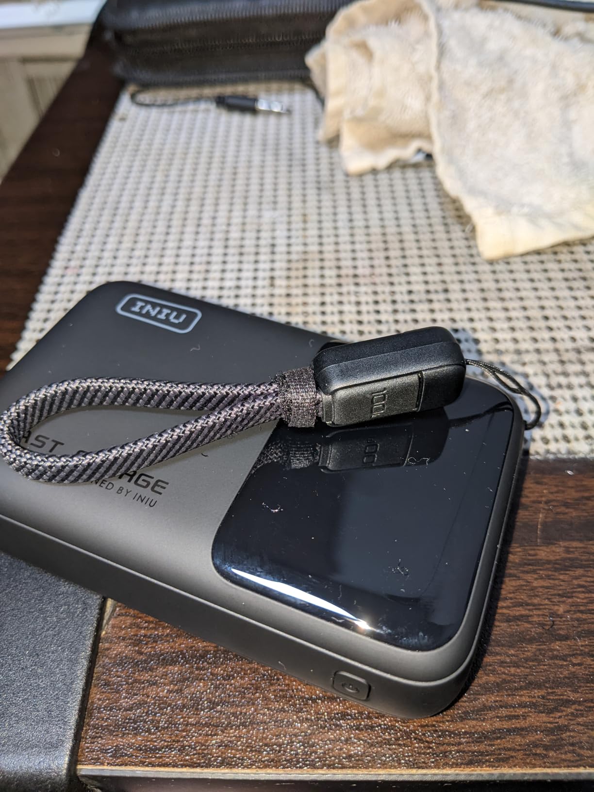 INIU Laptop Power Bank, Smallest 20000mAh 65W Fast Charging Battery Pack customer photo 2