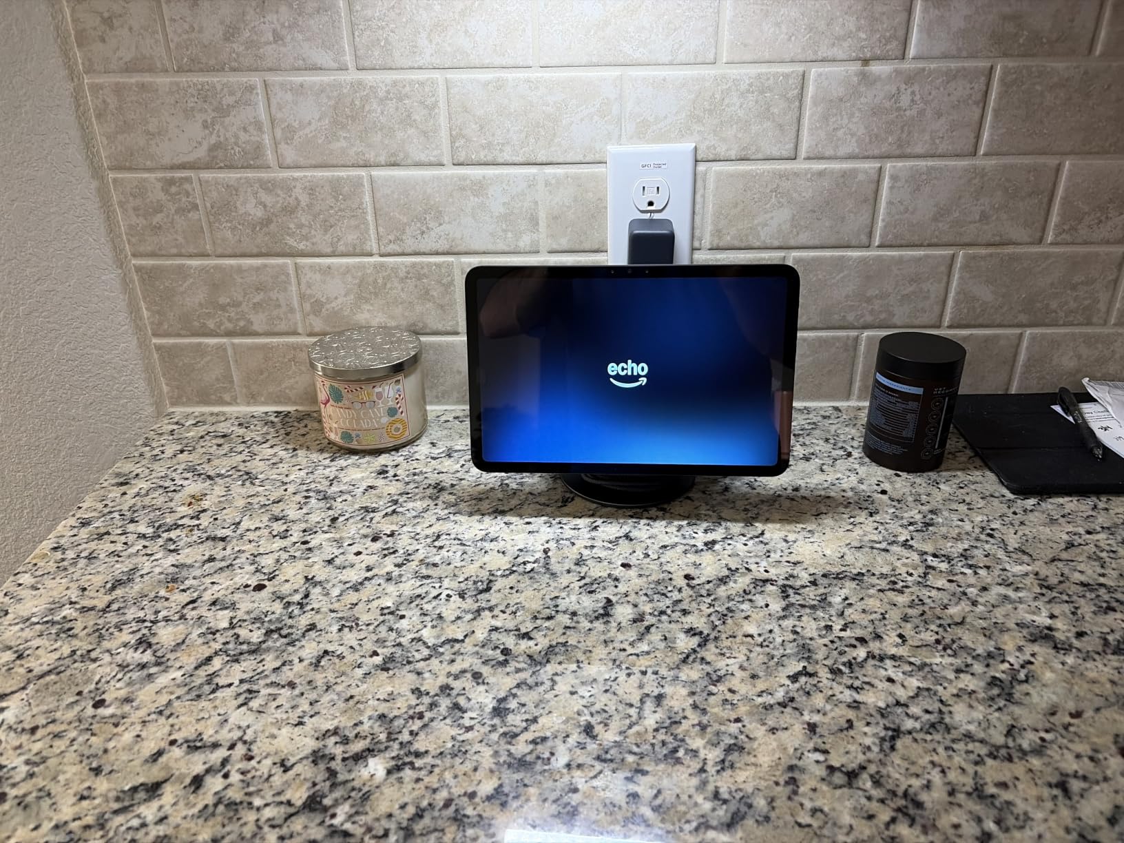 Amazon Echo Show 8 (newest model), Vibrant HD 8.7