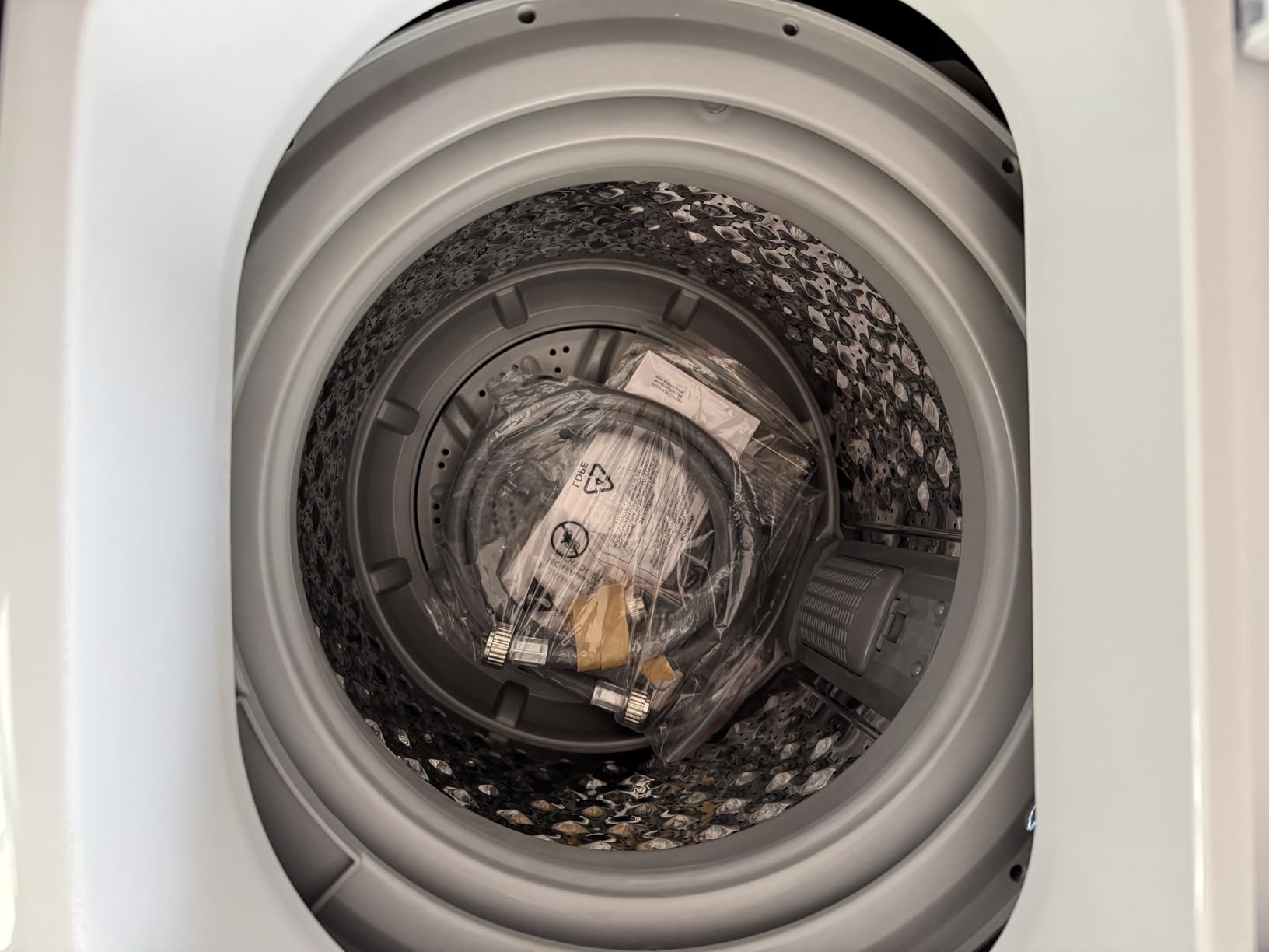 Midea Portable Washing Machine 0.9 Cu.ft for Homes & Apartments White customer photo 2