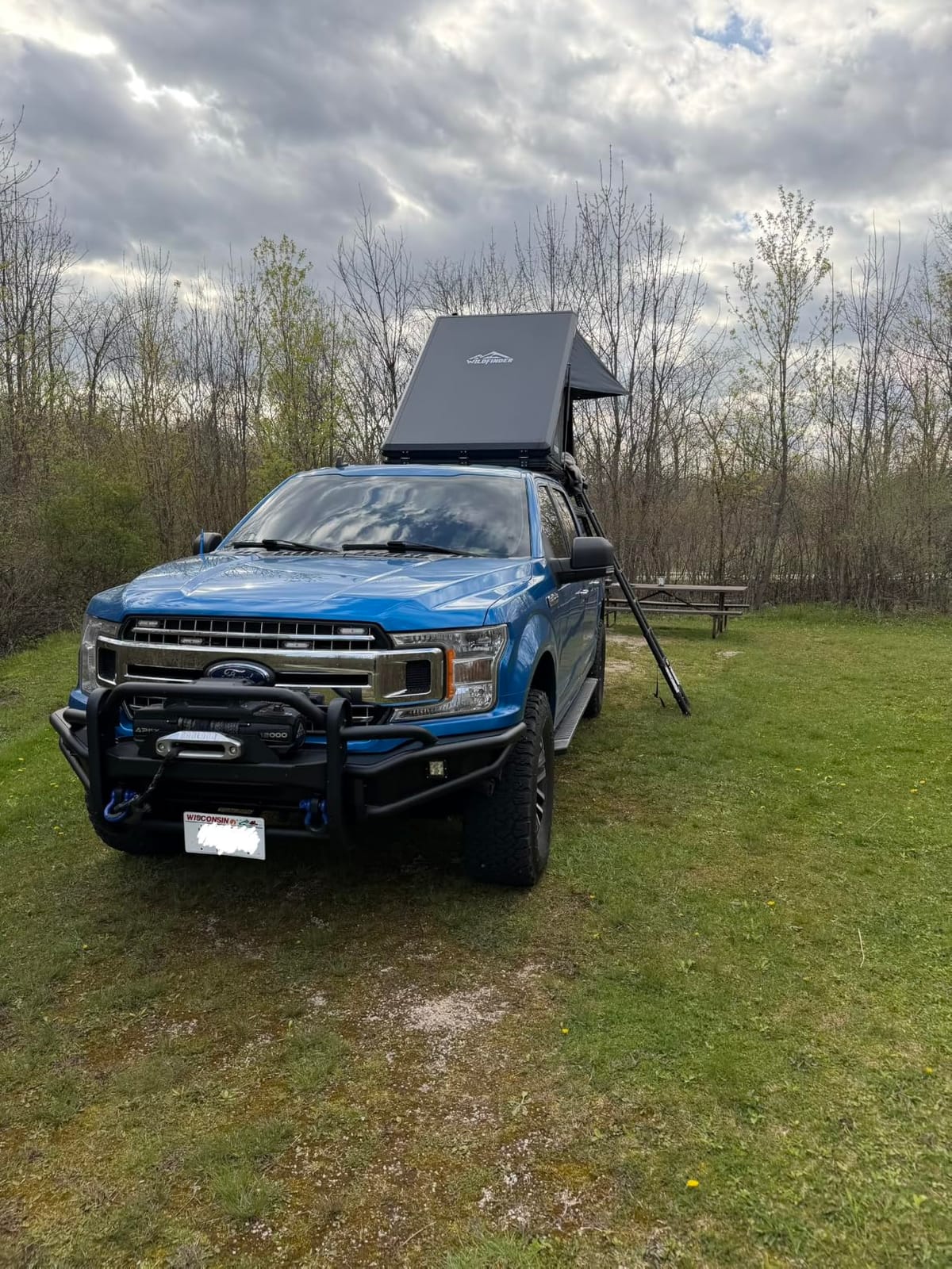 WildFinder Rooftop Tent, Hard Shell Roof Top Tent for Jeep SUV Truck Van | Aluminum Pop Up Roof Tent with LED Light Strip, Camping Car Roof Tent for 2-3 Person, Hardshell Rooftop Tent customer photo 1