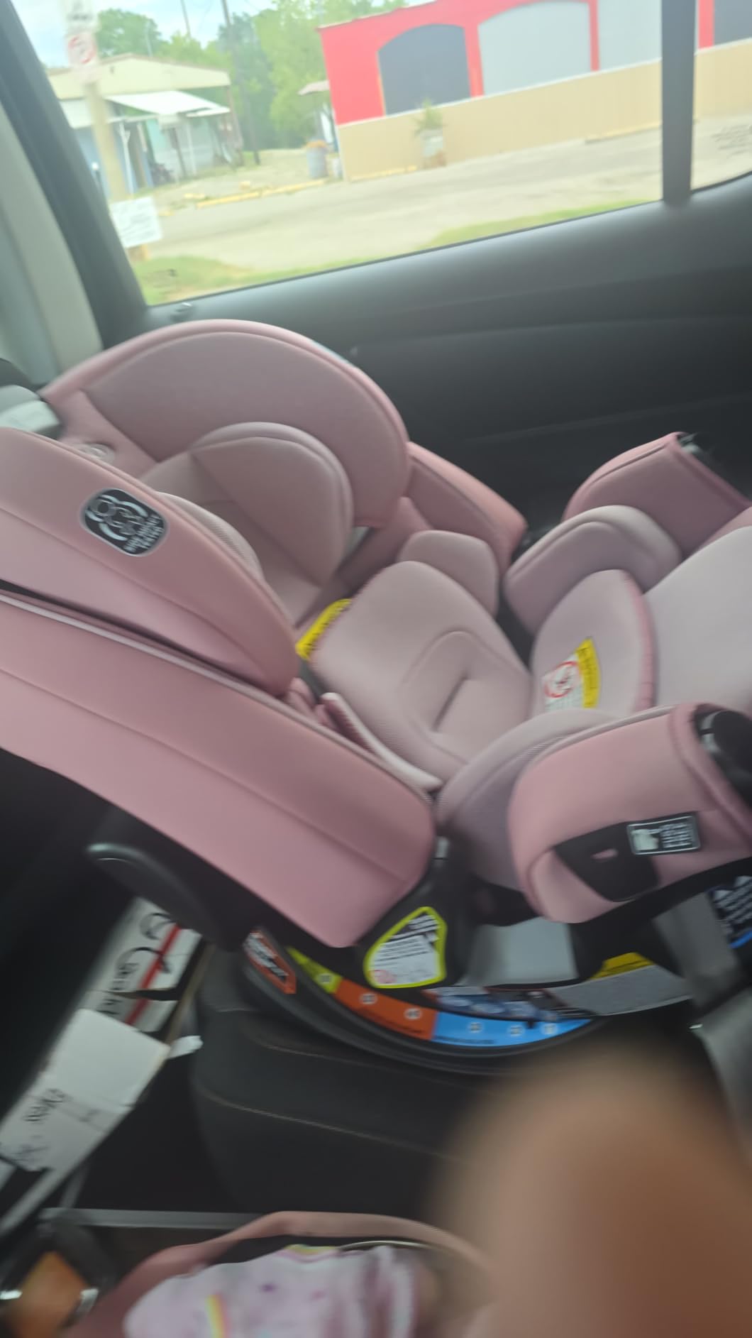 Graco 4Ever DLX 4-in-1, 10 Years Use Infant to Toddler Car Seat, Maddox, Includes Rear Facing, Forward Facing, Highback Booster and Backless Booster Seat Options customer photo 2