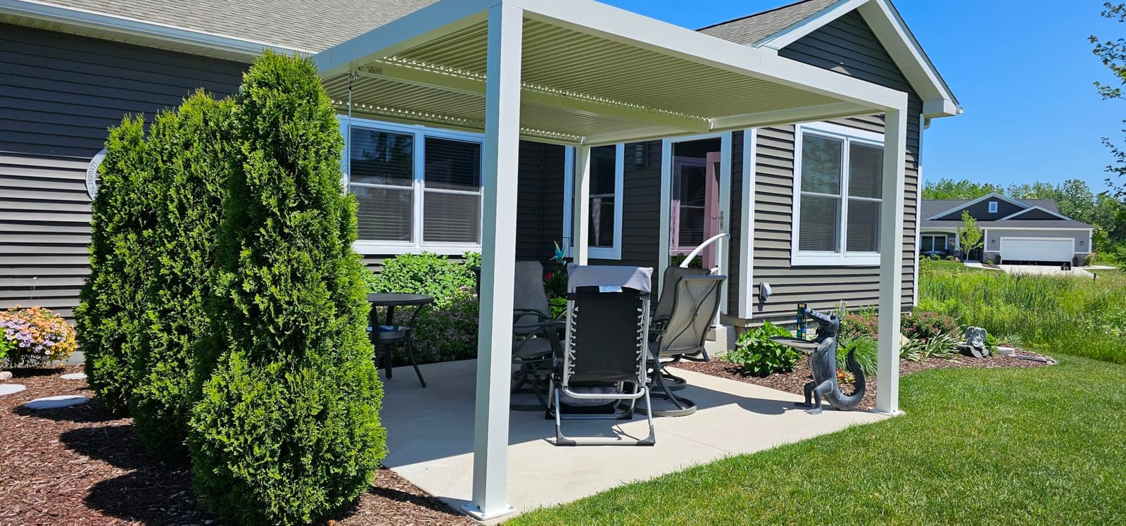 PURPLE LEAF Louvered Pergola 11' x 15' White Adjustable Hardtop for Patio | Integrated drainage for rainwater, 14 Size options, Flexible accessory options, Effortless outdoor living, Modern appearance customer photo 1