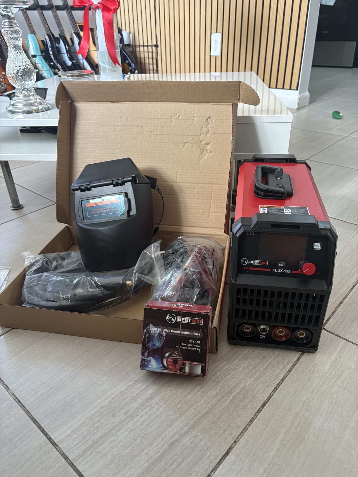 BESTMIG 135A MIG Welder - 3-in-1 Flux Core Welder, MIG/Lift TIG/Stick Welding Machine - Portable IGBT Inverter - 110V with Welder Helmet and Gloves (Red Black, MIG 135A Welder) customer photo 1
