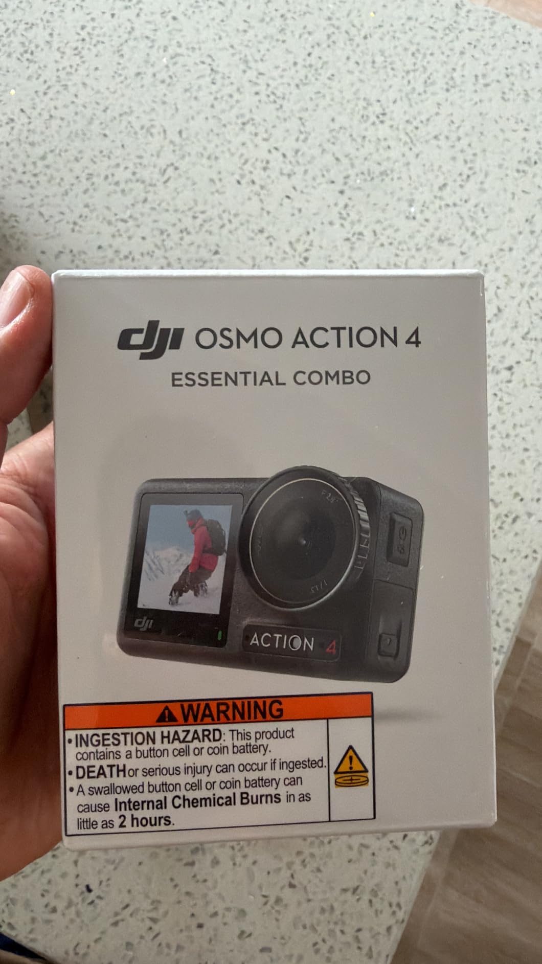 DJI Osmo Action 4 Essential Combo, Waterproof Action Camera Vlogging Camera | 1/1.3 inch Sensor, 4K/120fps Video, Stunning Low-Light Imaging, 10-bit & D-Log M Color Performance, Long-Lasting 160 Mins customer photo 2