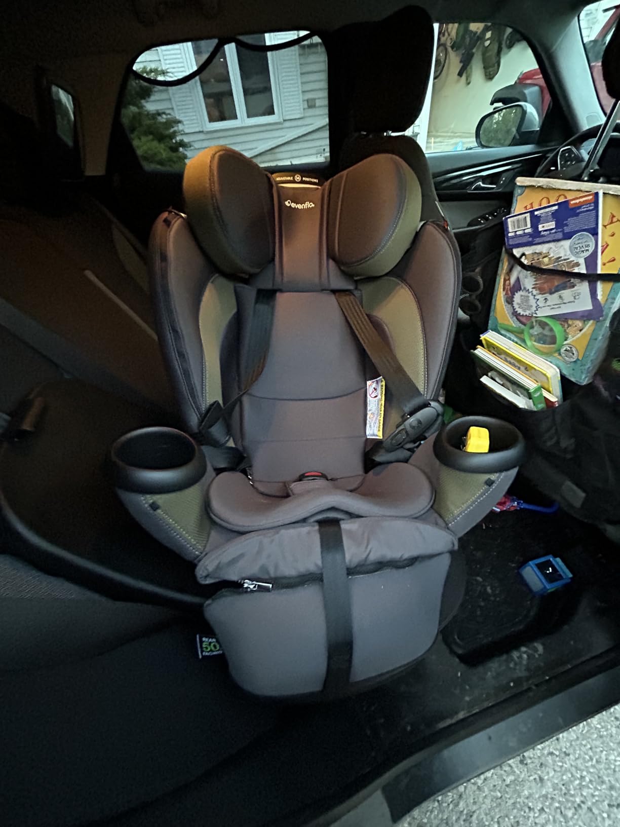 Evenflo Revolve360 Extend All-in-One Rotating Car Seat with Quick Clean Cover, Rear-Facing, Forward-Facing, Highback Booster Mode, Infant to 12 Years (Revere Gray) customer photo 1