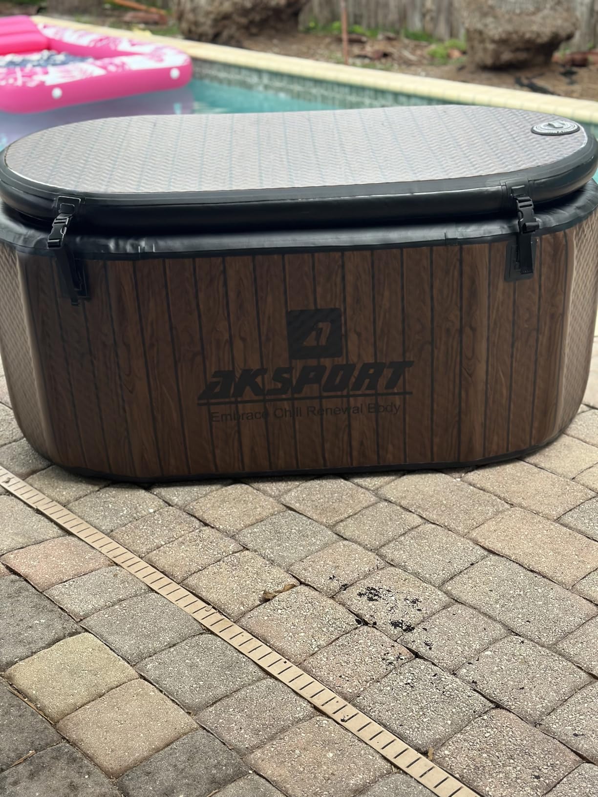 AKSPORT Ice Bath Tub for Athletes, 238 Gallons Inflatable Cold Plunge Tub Compatible with Water Chillers, Icebath for Recovery & Cold Water Therapy, Portable Bathtub for Indoor & Outdoor - Wood customer photo 2