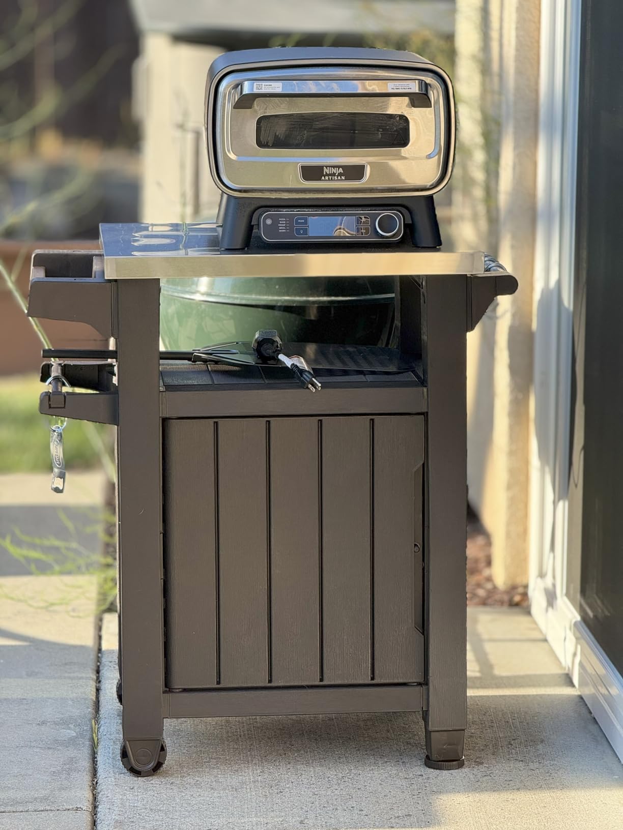 Ninja Artisan Pizza Oven, 12-in Pizza in 3-Min, 700F, 5-in-1, Gray - MO201 | Bakes 5 Pizza Styles and Air Fries, All in One Outdoor Appliance customer photo 1
