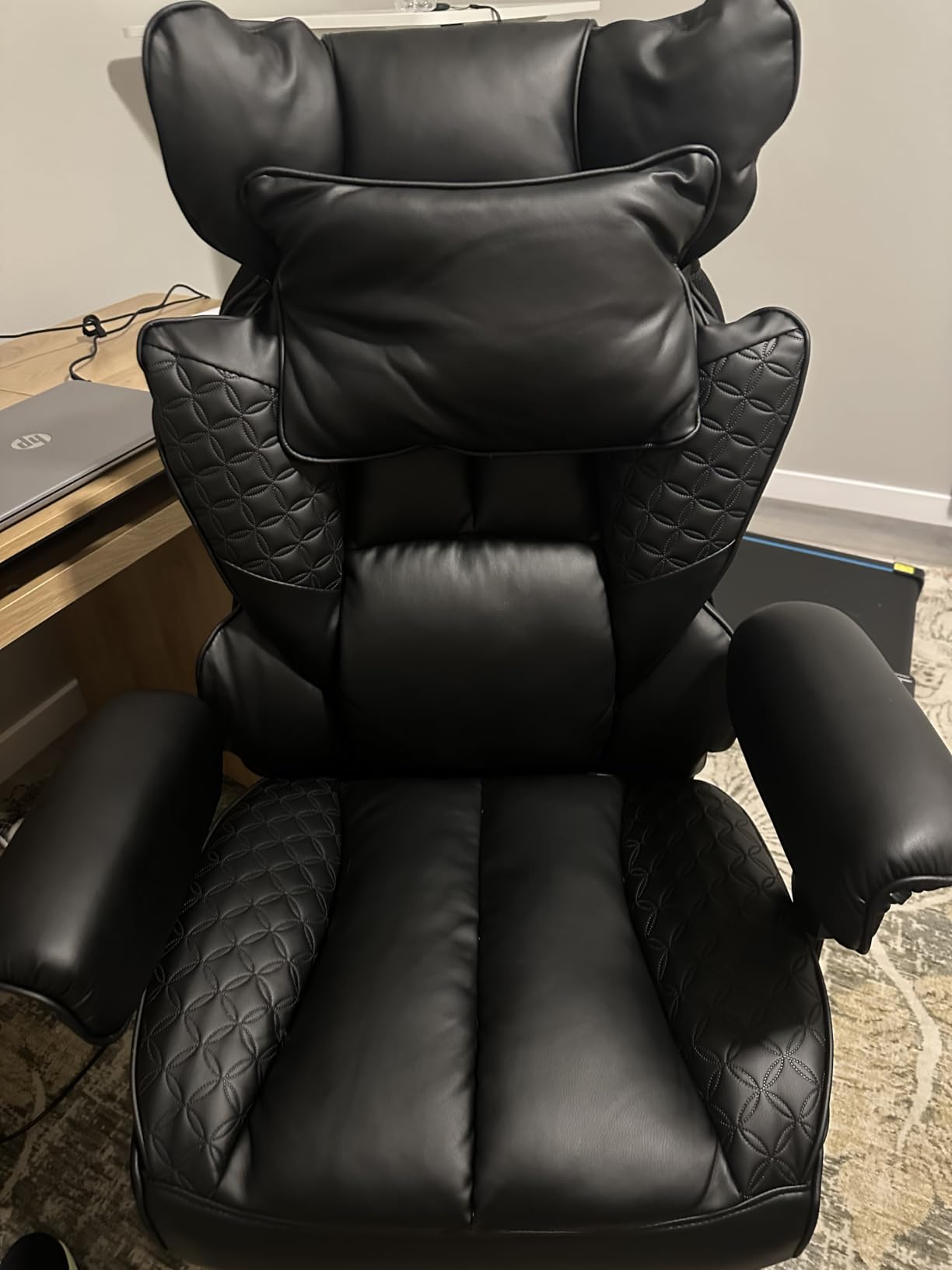 GTPLAYER Big and Tall Gaming Chair 400lbs Heavy Duty Office Chair with Foot Rest & Ergonomic Pocket Spring Lumbar Support, High Back 3D Saddle Shaped Cushion for Back Pain Relief, Matte-Black customer photo 2