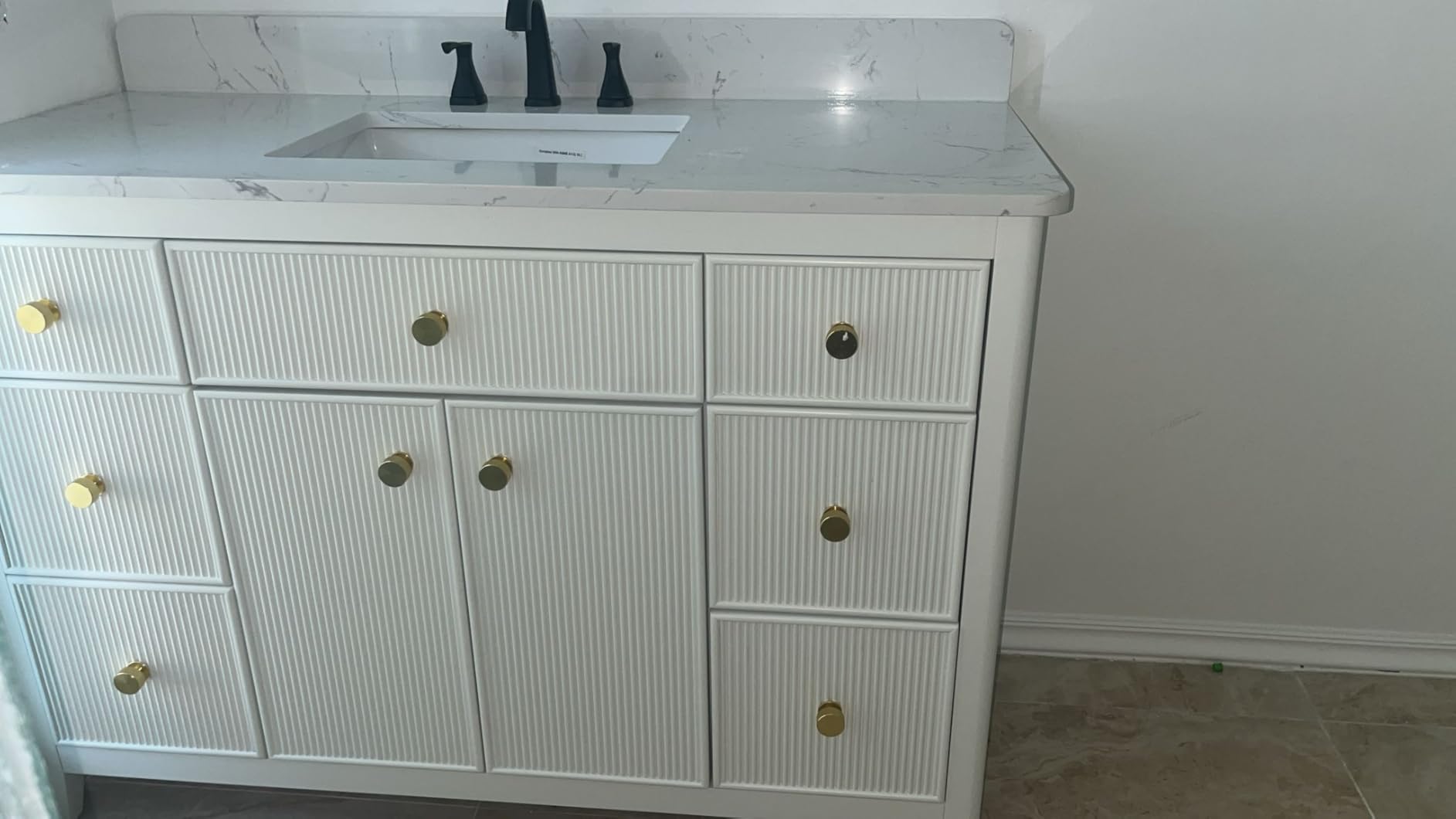 48 Inch Bathroom Vanity with Sink Combo, Solid Wood Frame with Stone Top & Backsplash, Fully-Assembled with Soft-Closing Doors & 7 Drawers, Greige customer photo 1