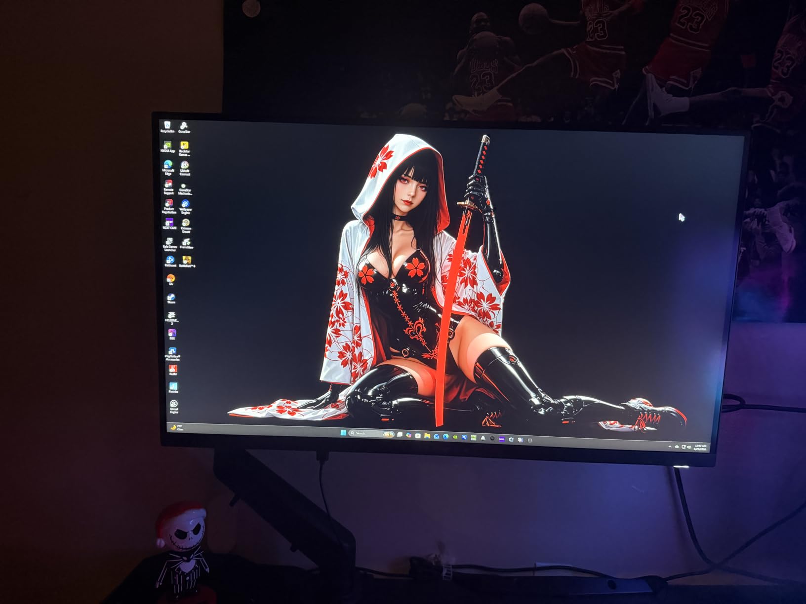 Alienware AW2725DM 27 Gaming Monitor, WQHD Fast IPS, 180Hz, G-SYNC, FreeSync, 95% DCI-P3, HDMI 2.1, DisplayPort 1.4 customer photo 1