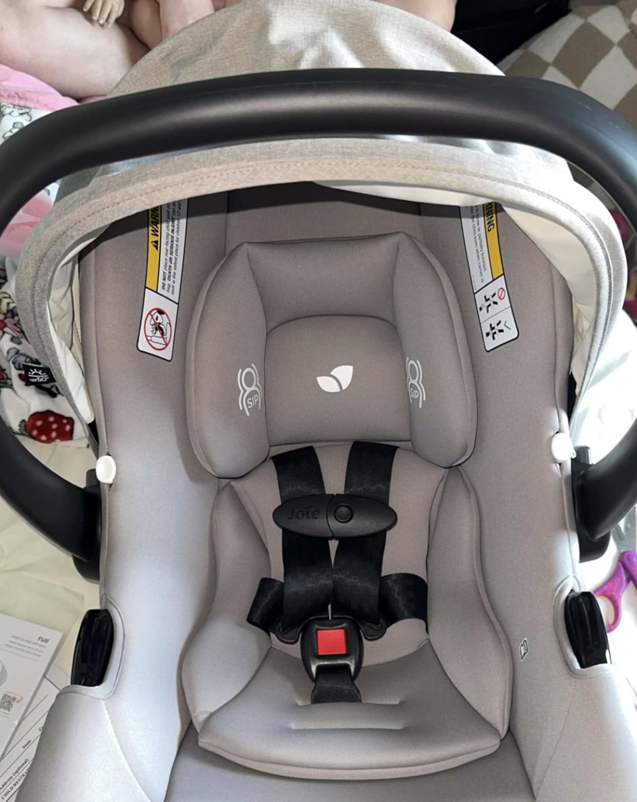 Joie Baby Rue Infant Car Seat & Anti-Rebound Base, Lightweight, Lightweight Infant Car Seat with UPF 50+ Canopy for Newborns and Infants. Travel System Compatible customer photo 2