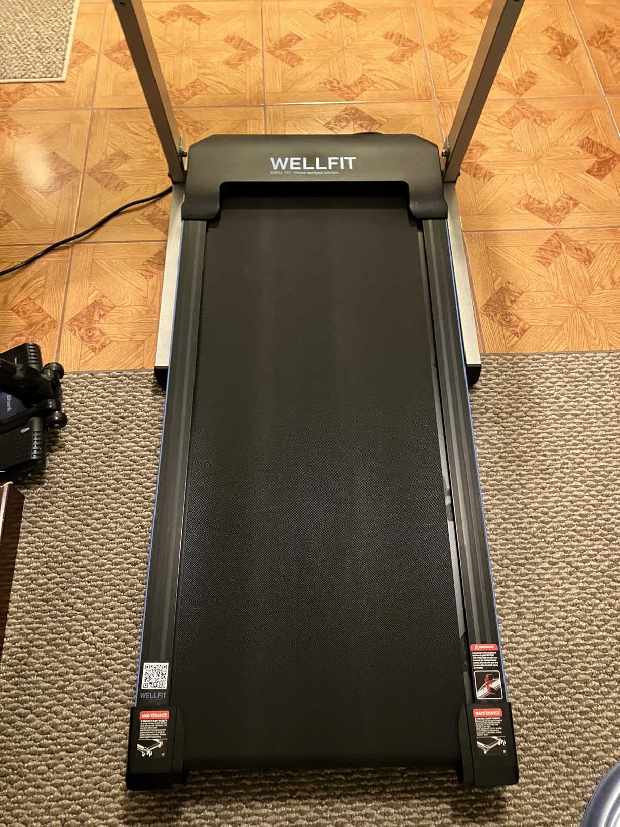 WELLFIT Home Treadmills 400+LBS Capacity, 4.0HP Heavy Duty Treadmill 15% Auto Incline, Foldable with Handrail, Wide Belt 18x43 in customer photo 2
