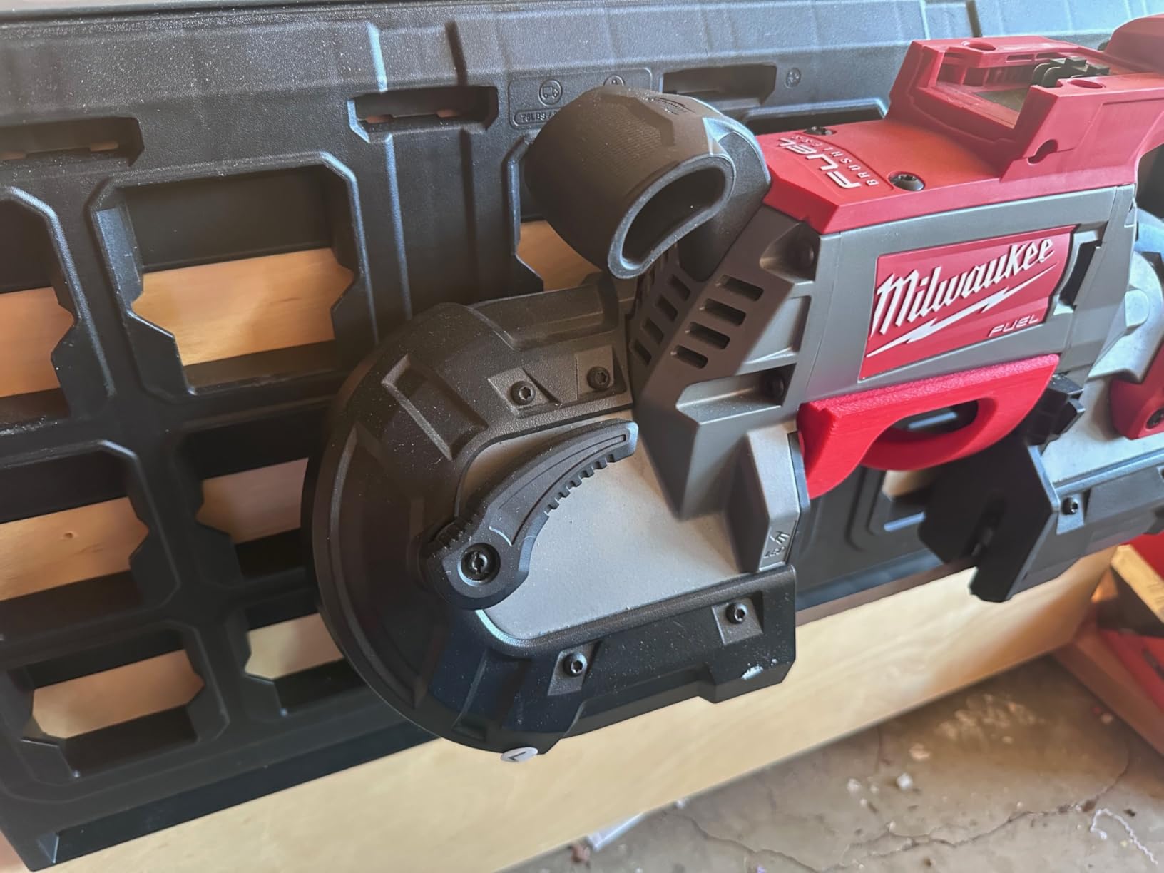 Milwaukee Electric - M18 Fuel DEEP Cut Band Saw customer photo 2
