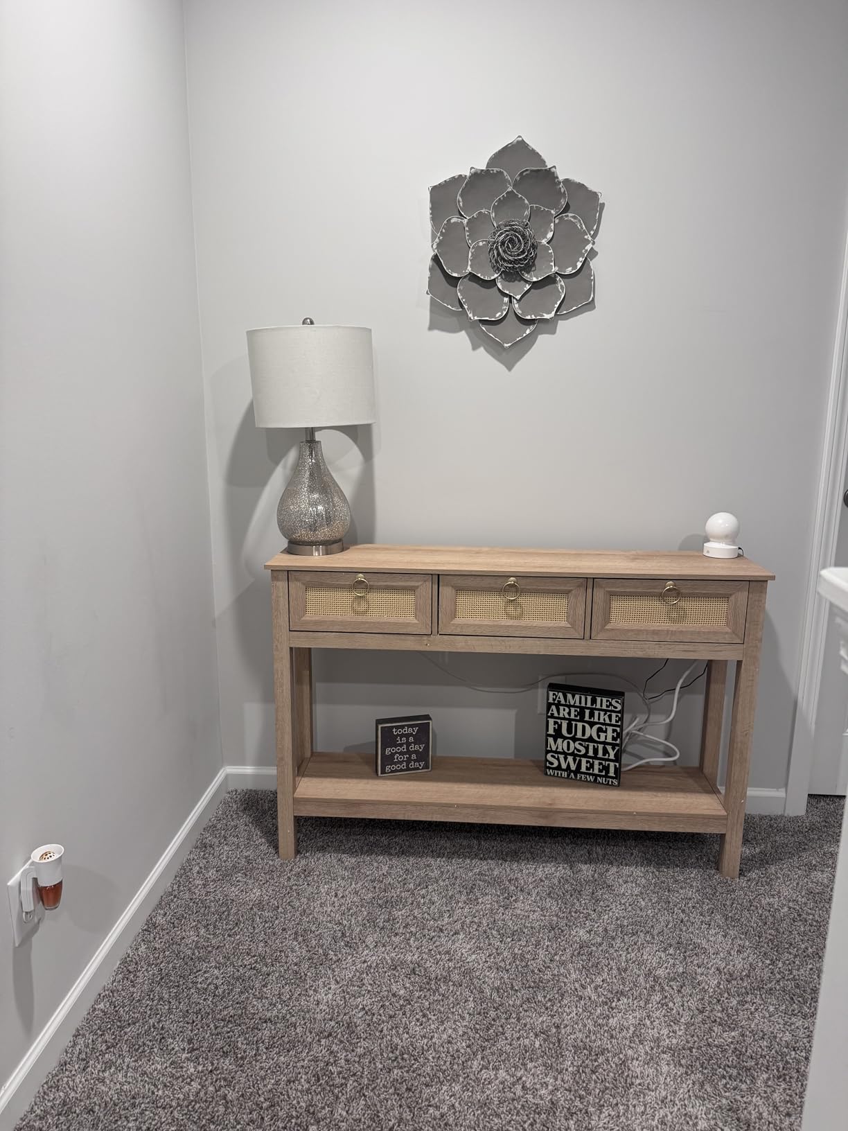 SUPERJARE Rattan Console Sofa Table with Outlets and USB-C Port, 3 Drawer Entryway Table with Synthetic Rattan Surface, Open Shelf, Behind Couch Entry Foyer Hallway Storage, Natural customer photo 2