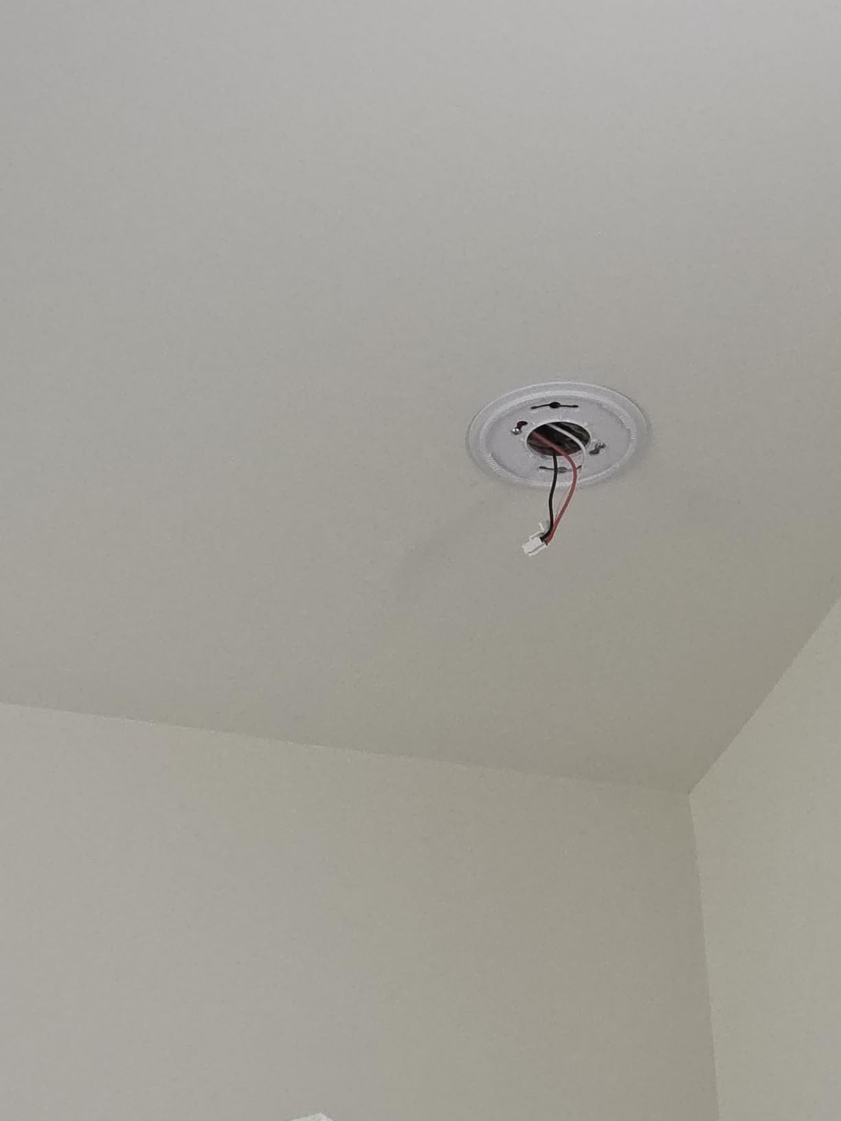 Kidde Hardwired Kidde App Enabled Smart Smoke and Carbon Monoxide Detector, AA Battery Backup, Voice Alerts, Interconnected Alarm customer photo 2