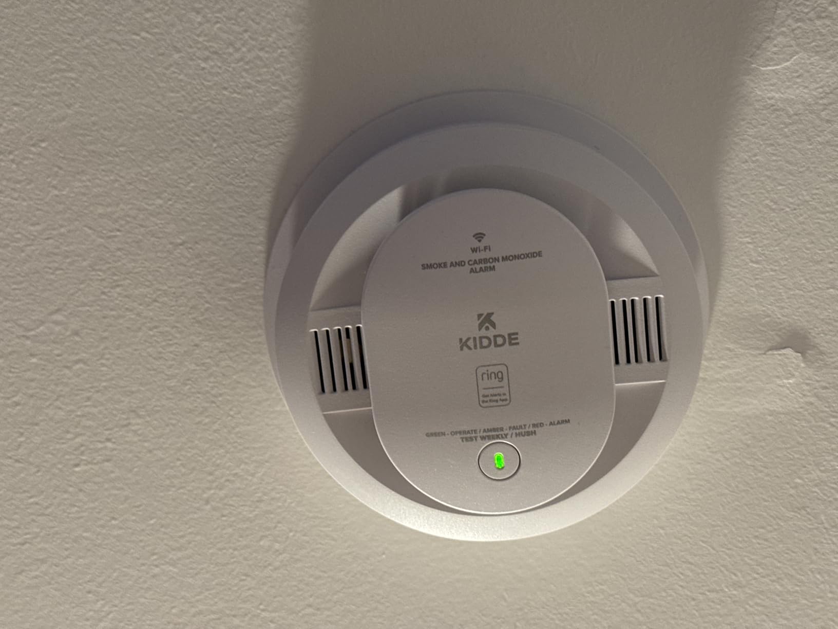 Kidde Smart Smoke and Carbon Monoxide Detector, Ring App Enabled for Real-Time Notifications, Hardwired Alarm, AA Backup Battery customer photo 2