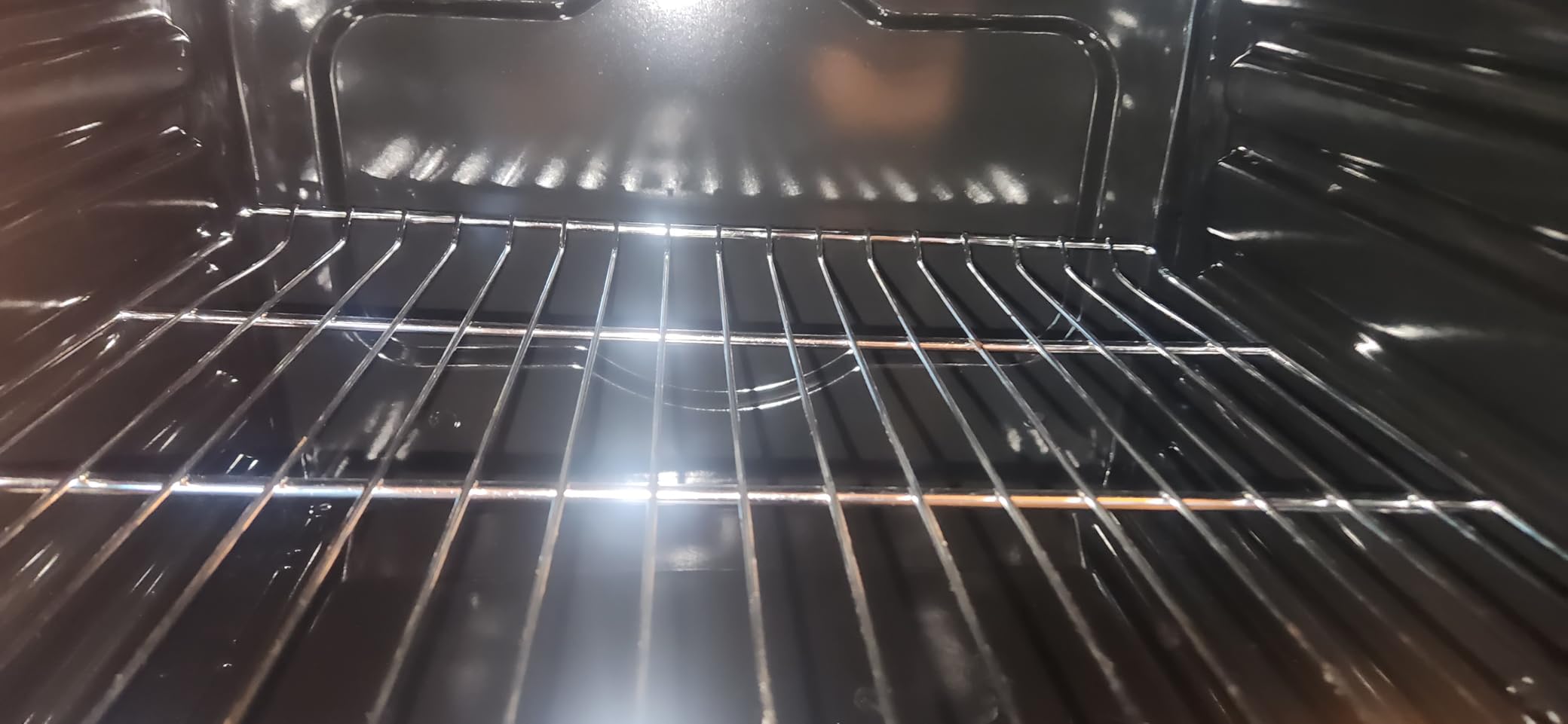 Empava Built-In Electric Single Wall Oven 24 inch, 2.5 Cu. ft. Capacity | 4 Cooking Modes, Knob Control, 2950 Watts, Stainless Steel customer photo 1