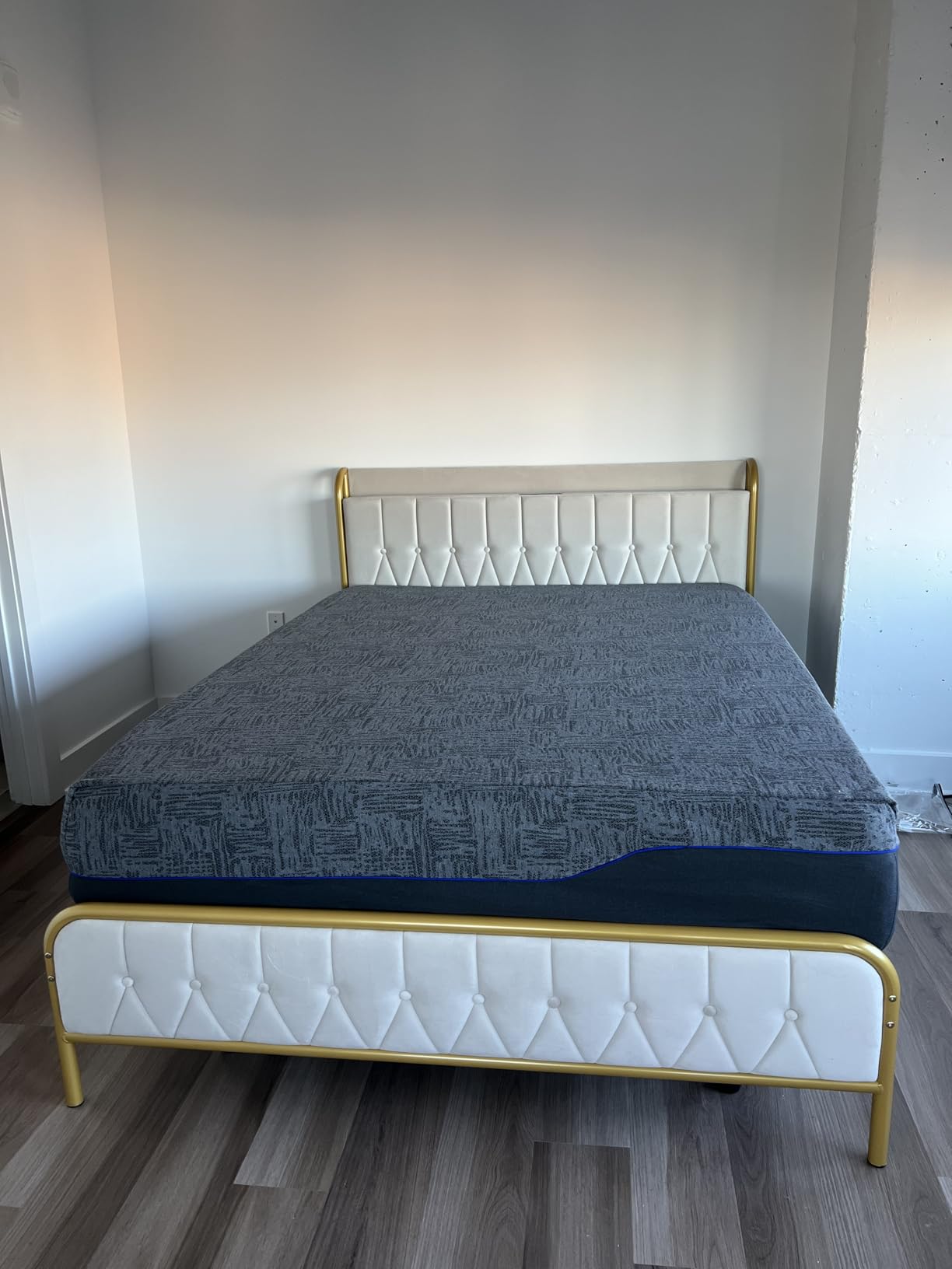 Marsail NS1 Massage Adjustable Base with Mattress Set, Queen Adjustable Bed Frame + 12-inch Cooling Gel Memory Foam Mattress, Dual Motor Bed Frame with Wireless Remote, CertiPUR-US Certified customer photo 2